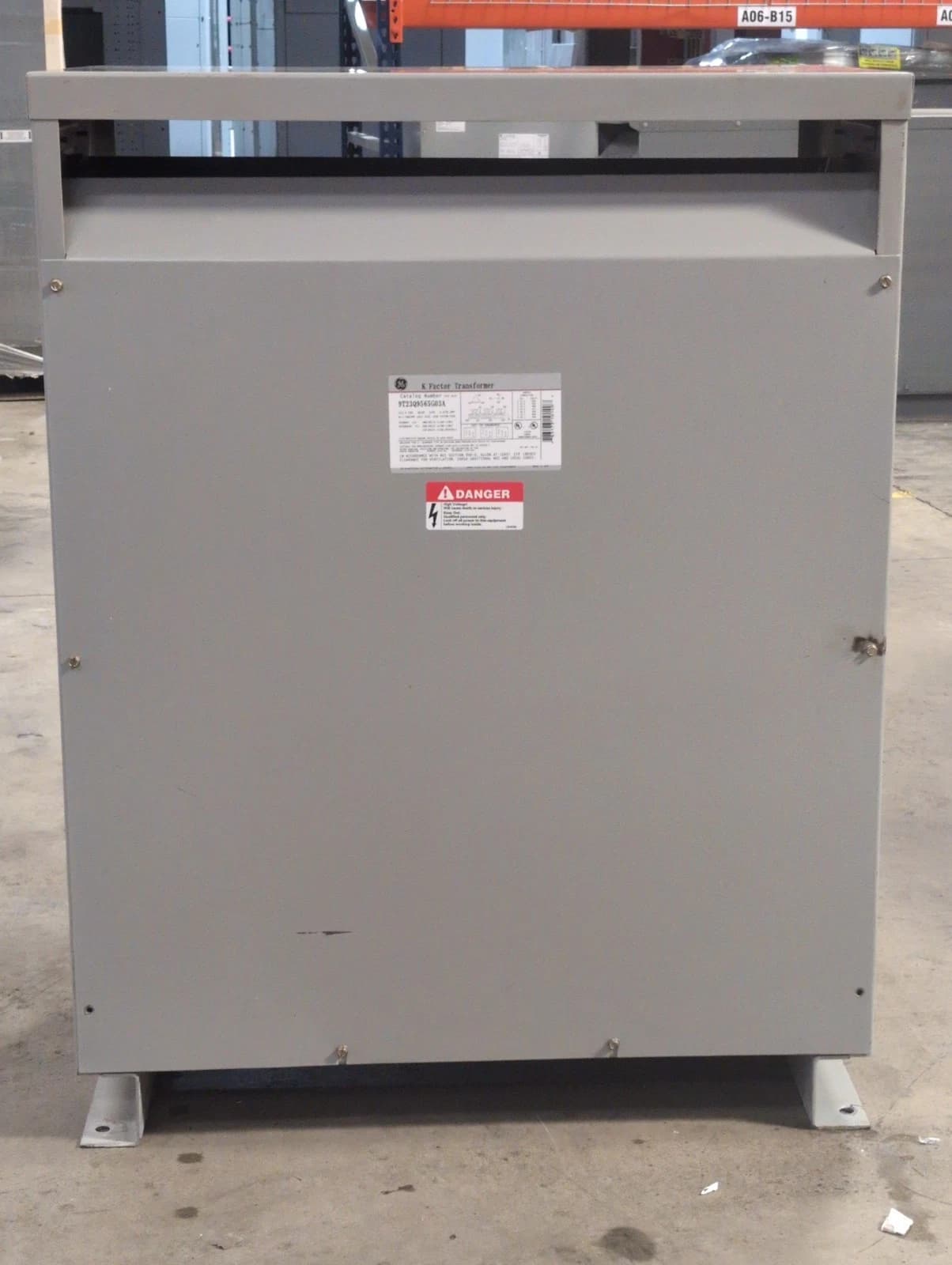 112.5KVA GE 9T23Q9565G03A Transformer Pri 480V Sec 208/120V 3PH Indoor Encl – image 1