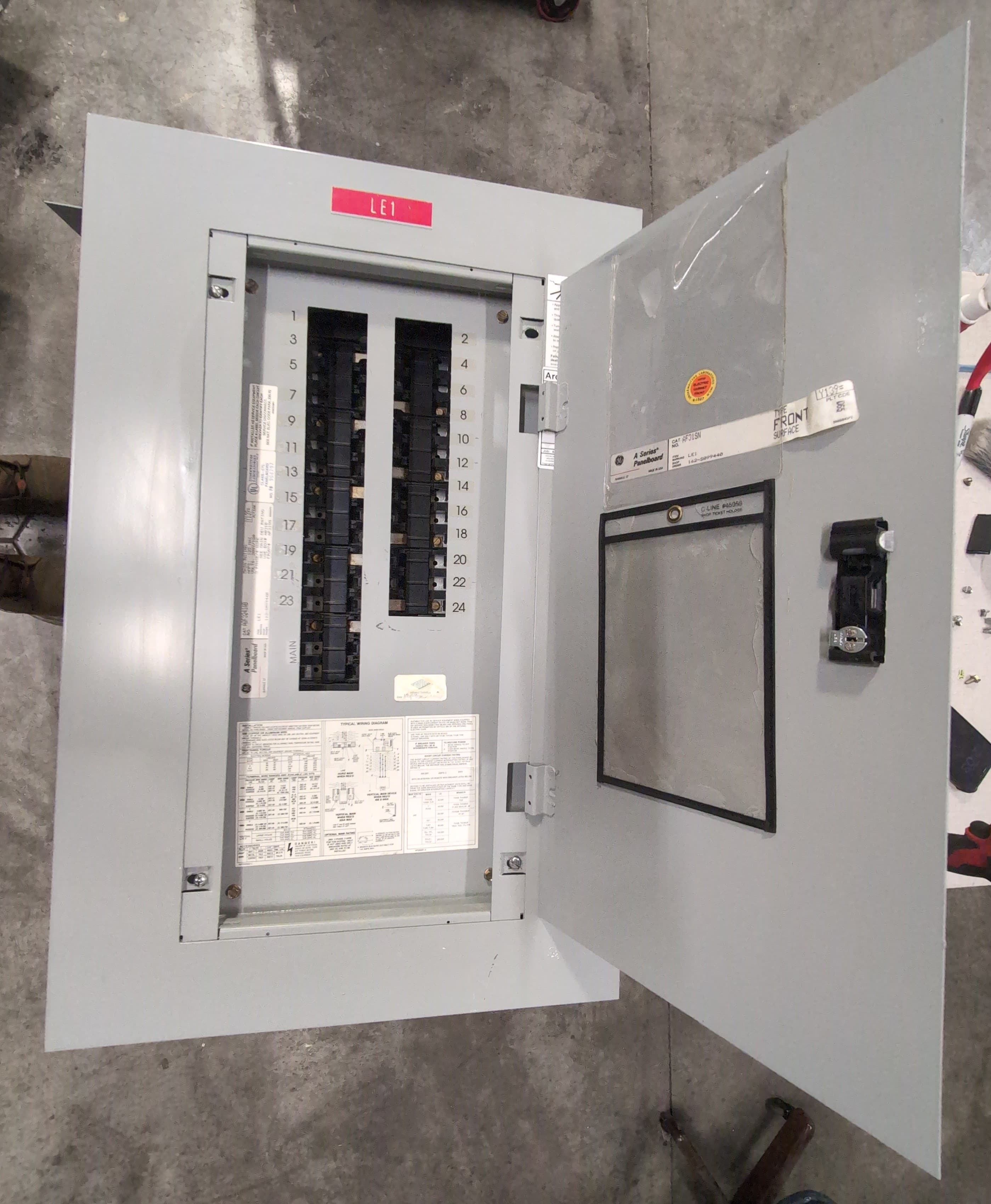 GE AQF3241AB Panelboard 125A 208Y/120V 3PH 4W 24 Cir MCB Panel 125 Amp AB31B