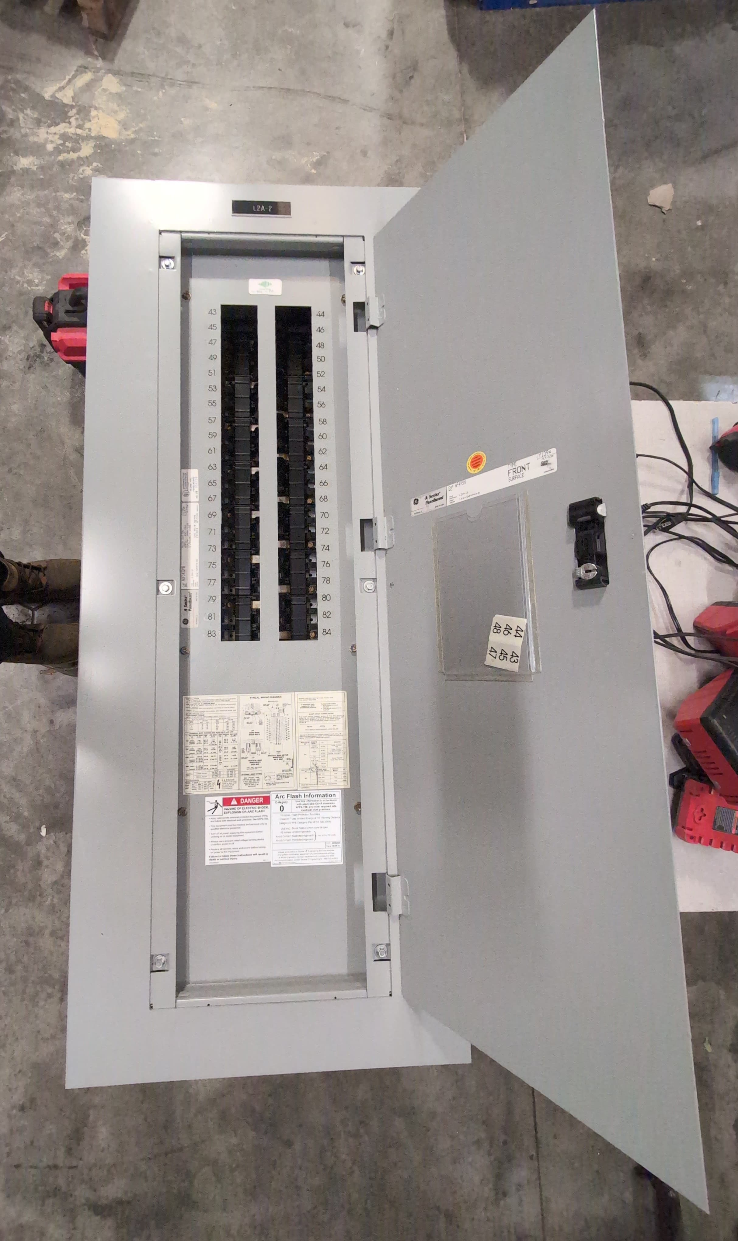 GE AQF3422MB Panelboard 225A 208/120V 3PH 4W MLO Panel 225 Amp 42 Cir NEMA 1