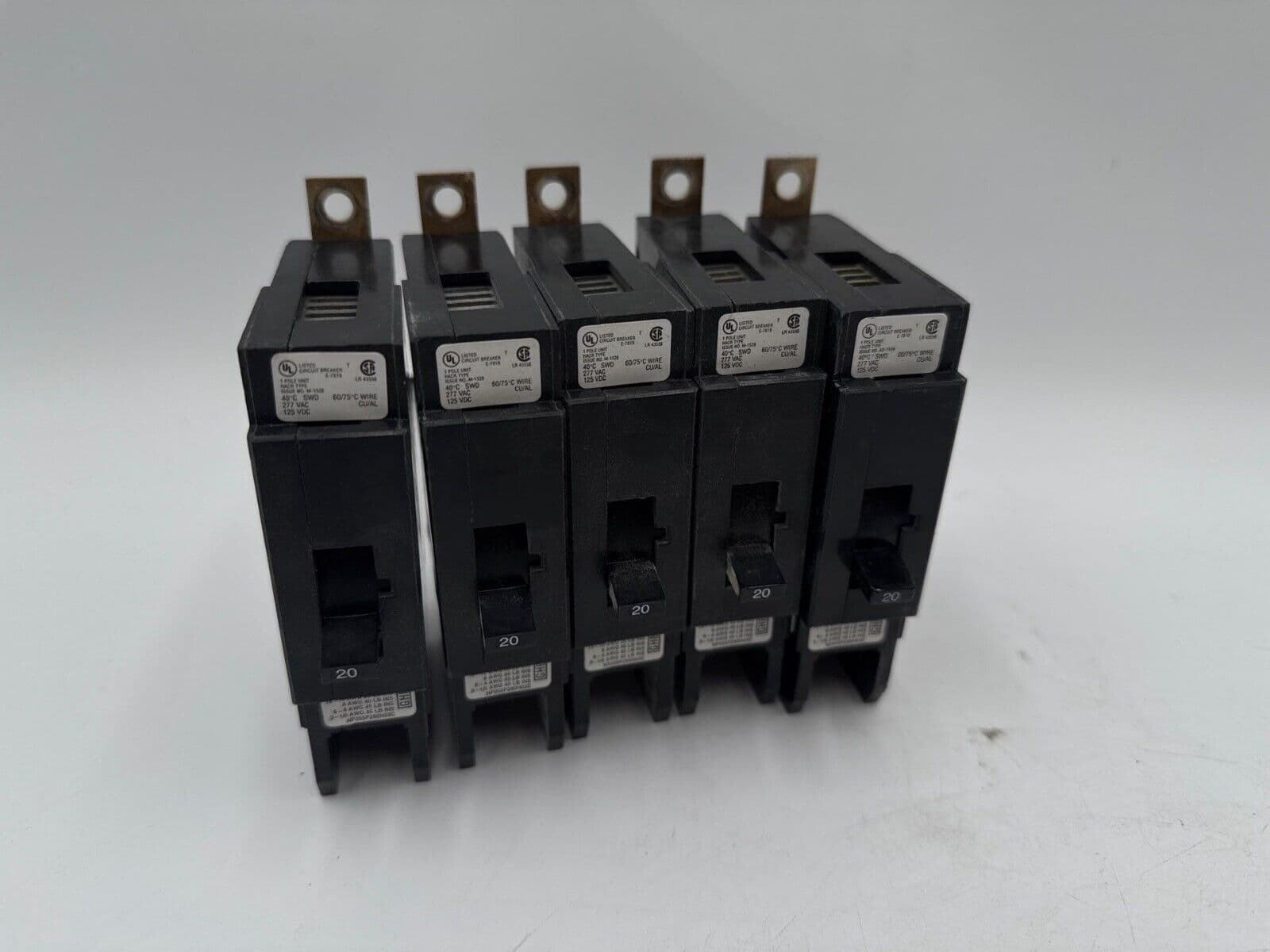 Cutler-Hammer GHB1020