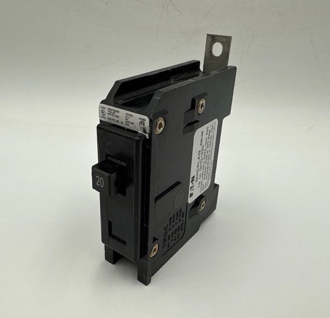 Eaton GHQ1020 Bolt On Circuit Breaker 20A 1P 277V GHQ 20 Amp 1 Pole New Take Out
