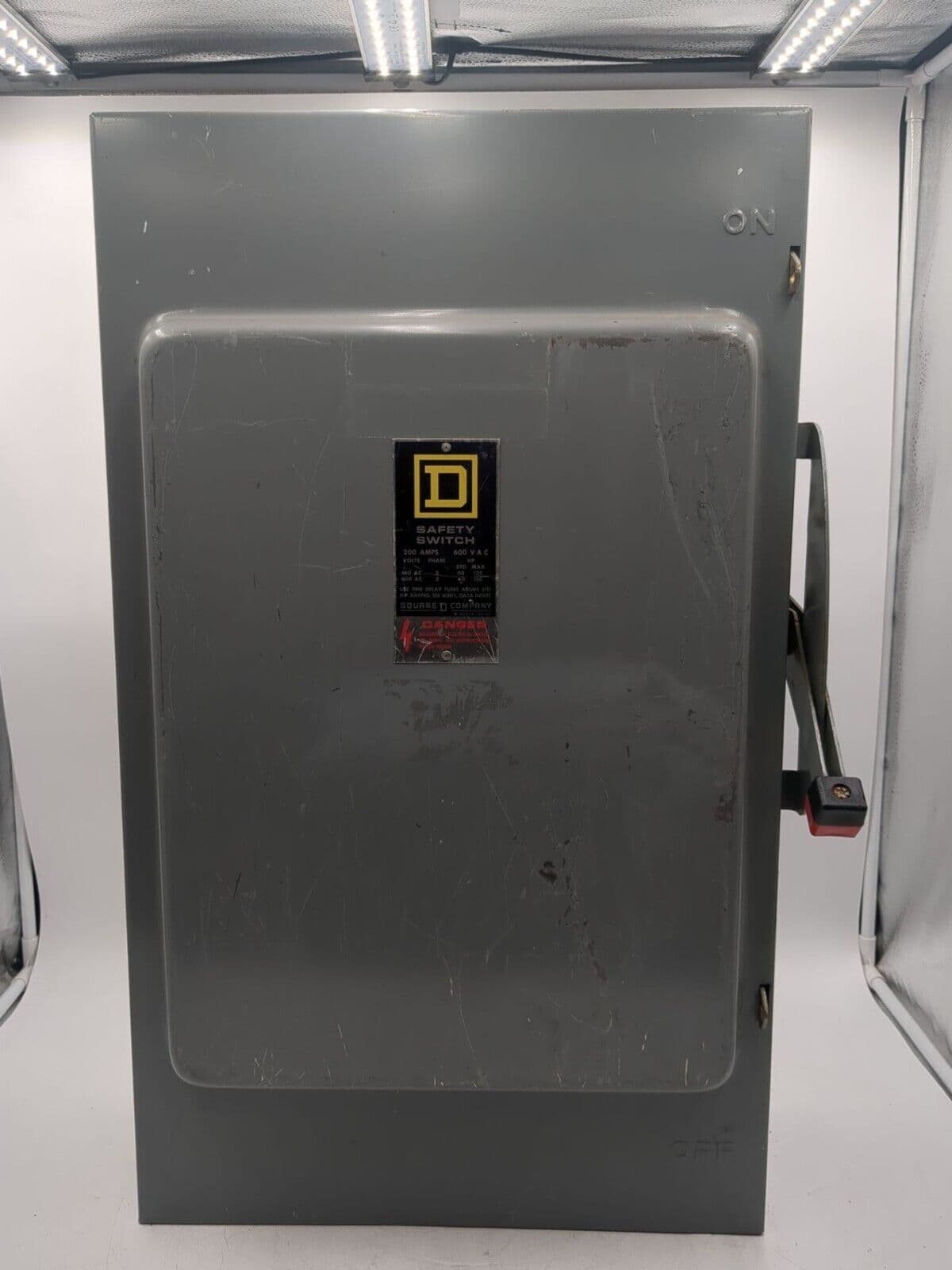 Square D H364N – image 1