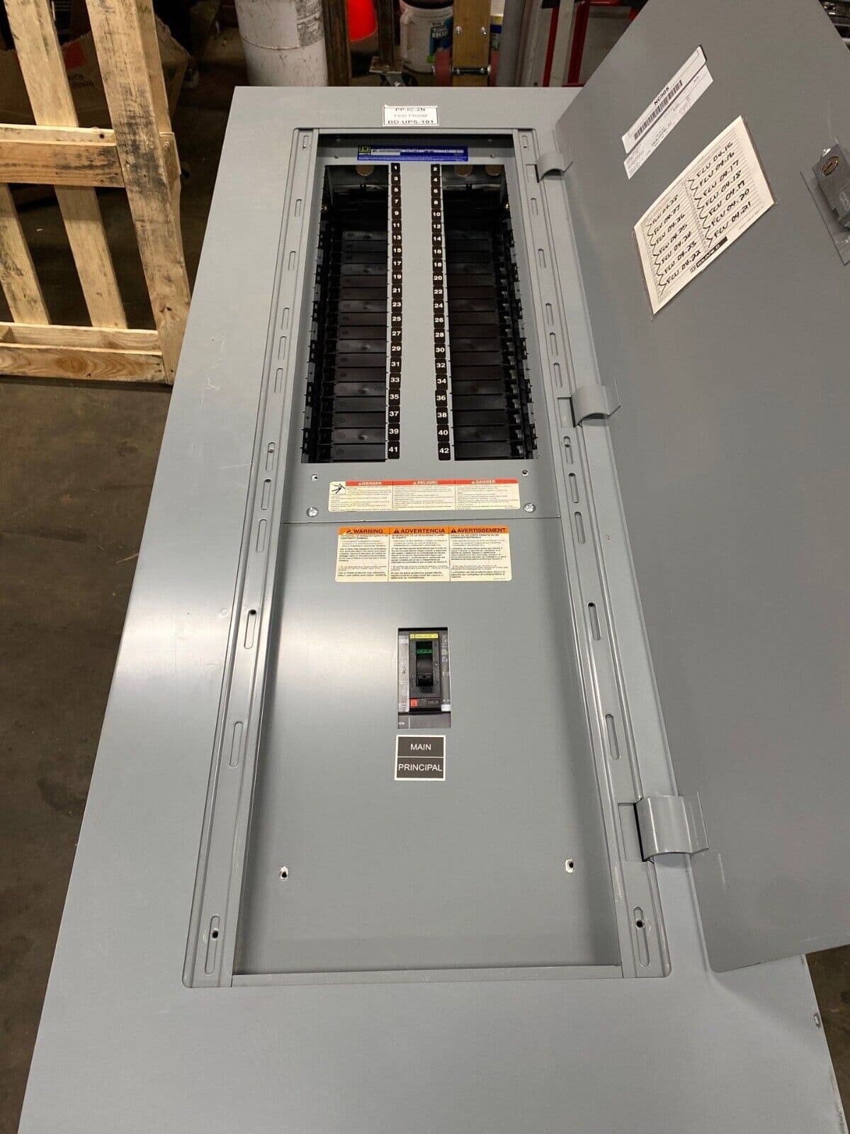 SQUARE D NF Panelboard 100A 480V 3P 3W Indoor Panel 42 Cir Main Breaker P443 – image 1