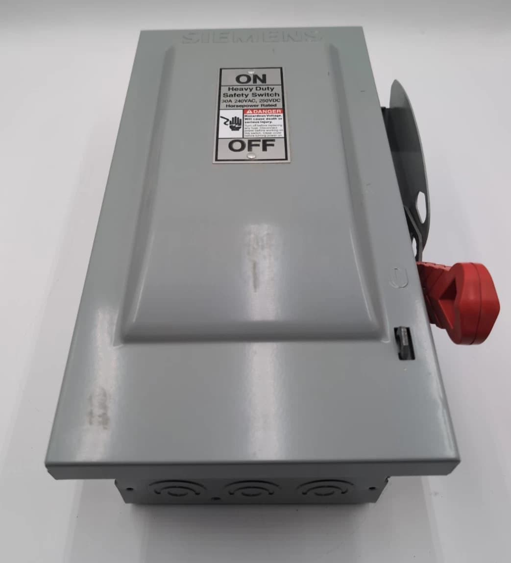 Siemens HF321N Safety Disconnect Switch 30A 3P 240V Type 1 Enclosure NEW