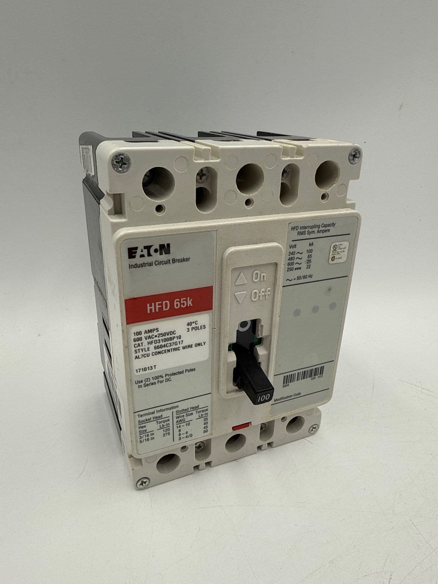 Eaton HFD3100BP10 Circuit Breaker 100A 3P 600V HFD 65k 100 Amp 3 Pole – image 1