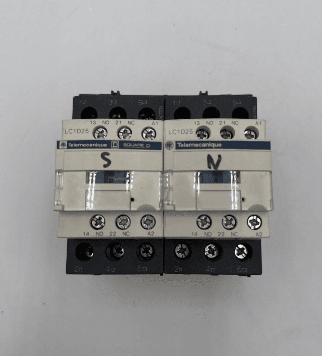 Schneider LC1D25G7 – image 1