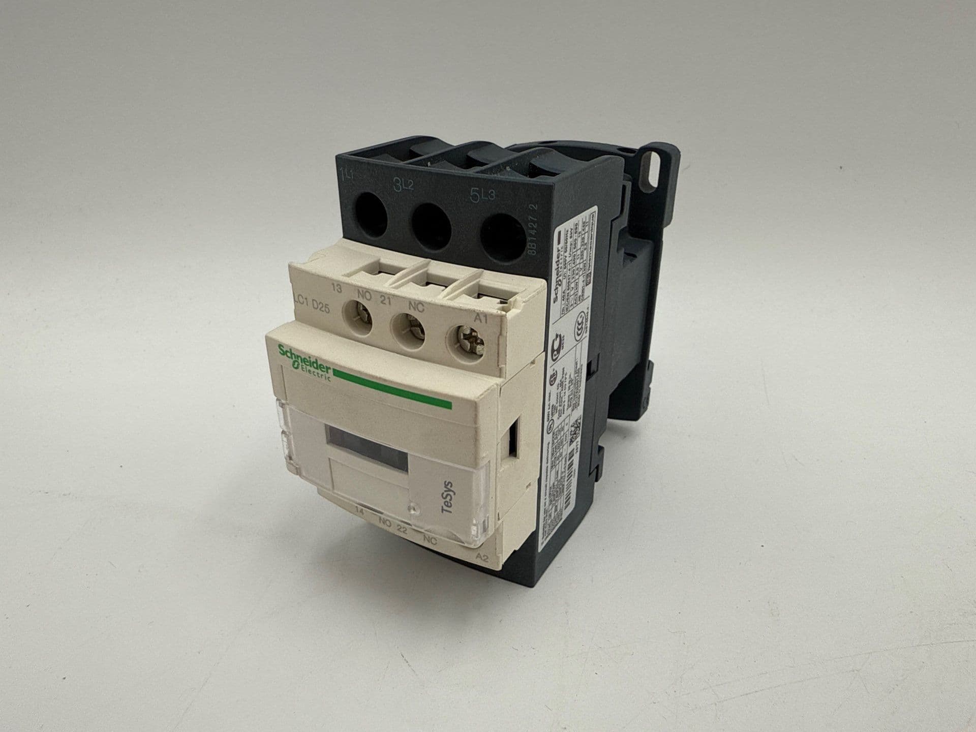 Schneider LC1D25T7 Contactor 25A 3P Coil 480VAC Non-Reversing 15HP at 480V – image 1