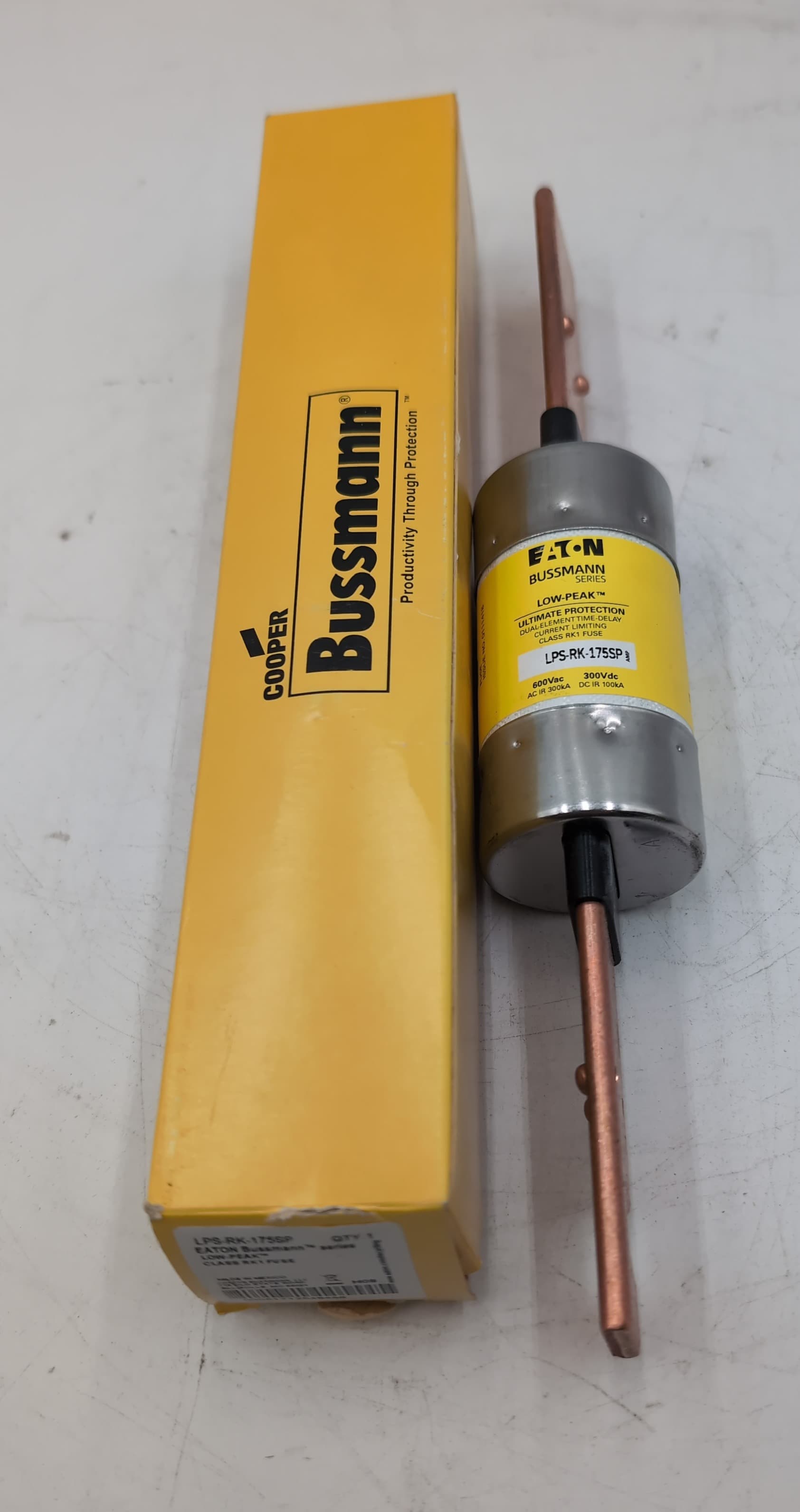 Bussmann LPS-RK-175SP Low Peak Fuse 175Amp 600V Class RK1 Time Delay NEW
