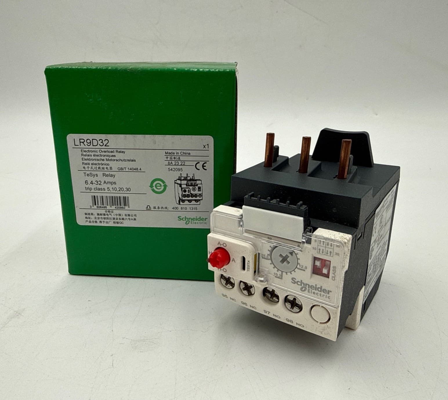 Schneider LR9D32 Electronic Overload Relay 6.4-32A 3P 600V LR9-D32 32 Amp – image 1