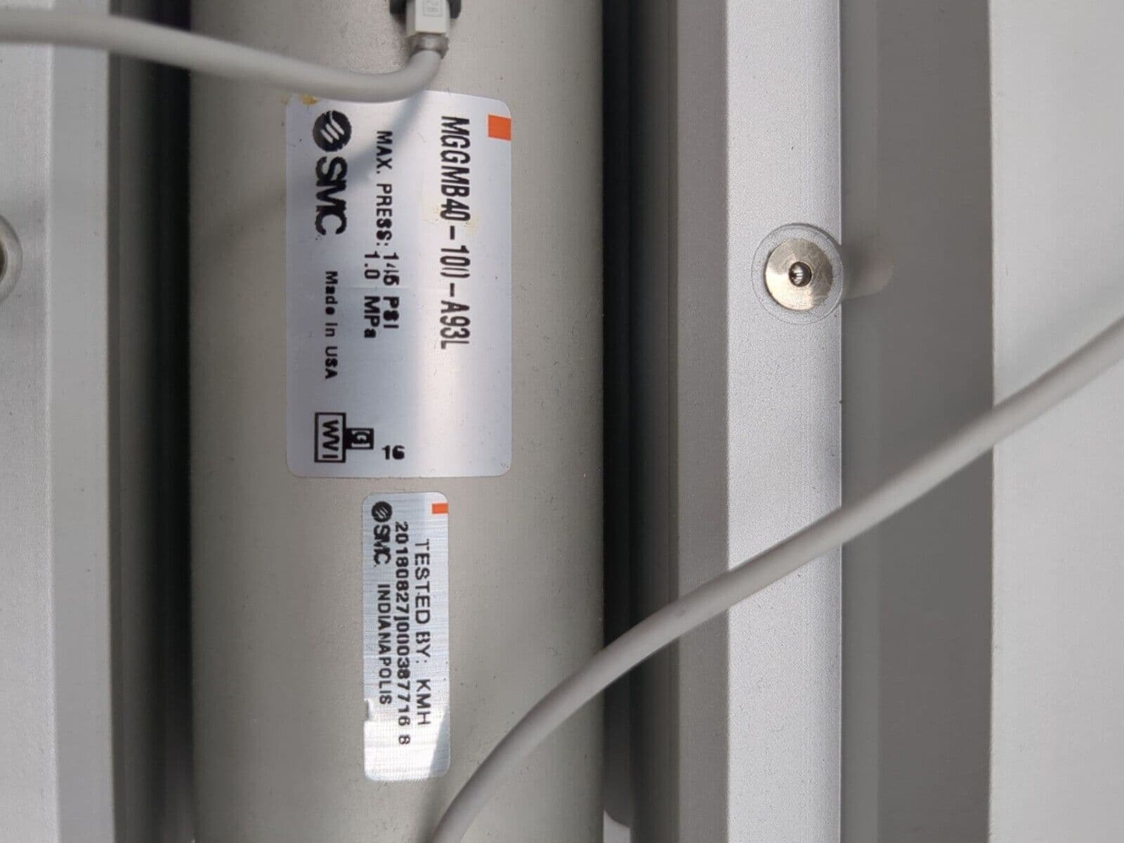 SMC MGGMB40-100-A93L – image 1