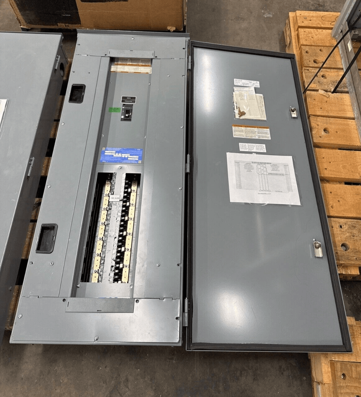 Square D NQOD442L225CU Panelboard 225A 240V 3PH 4W 42 Cir MCB P636 – image 1