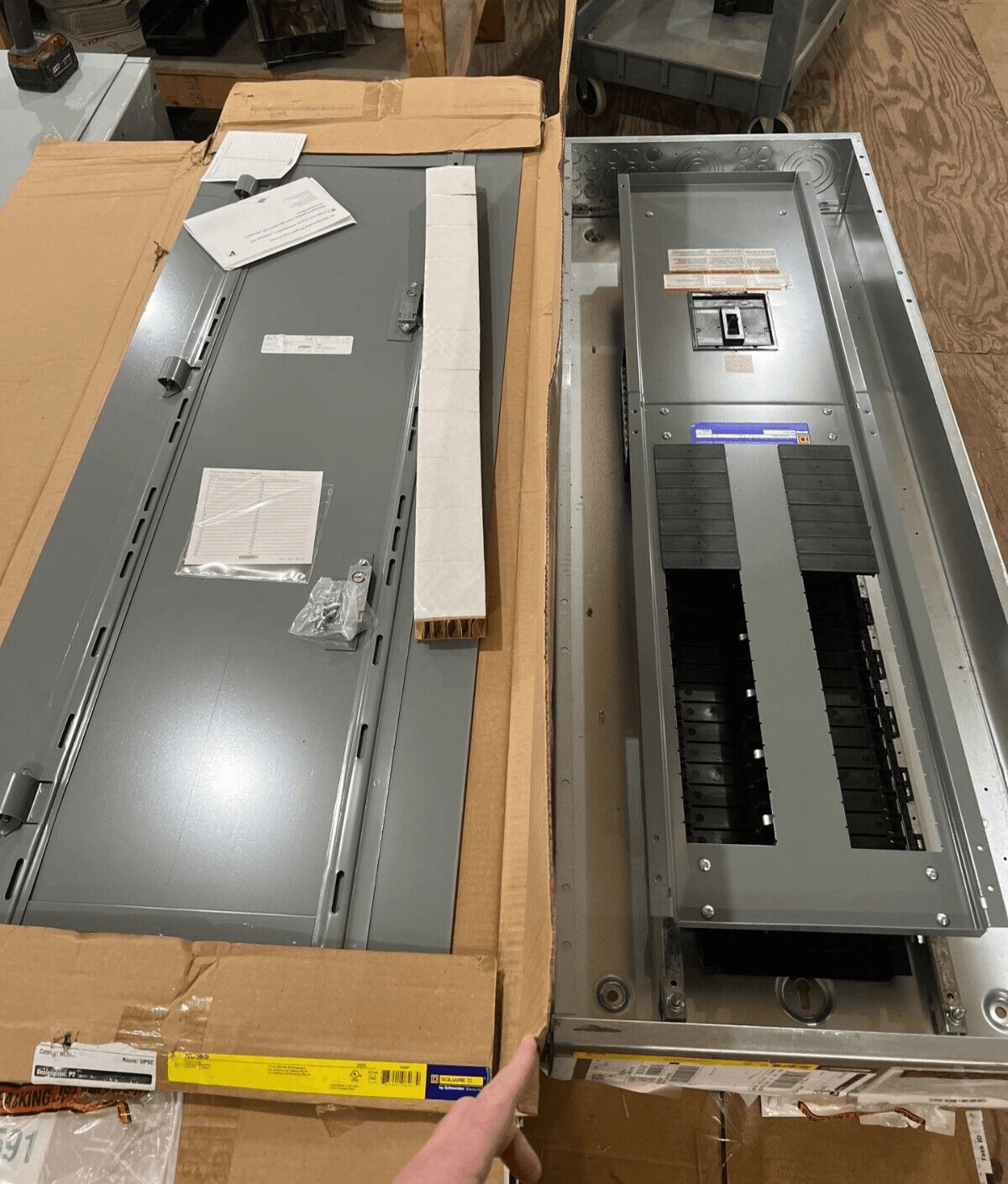 Sq D NF Panelboard 200A 480/277V 3PH 4W 42Cir Main JDP36200 P673 – image 1