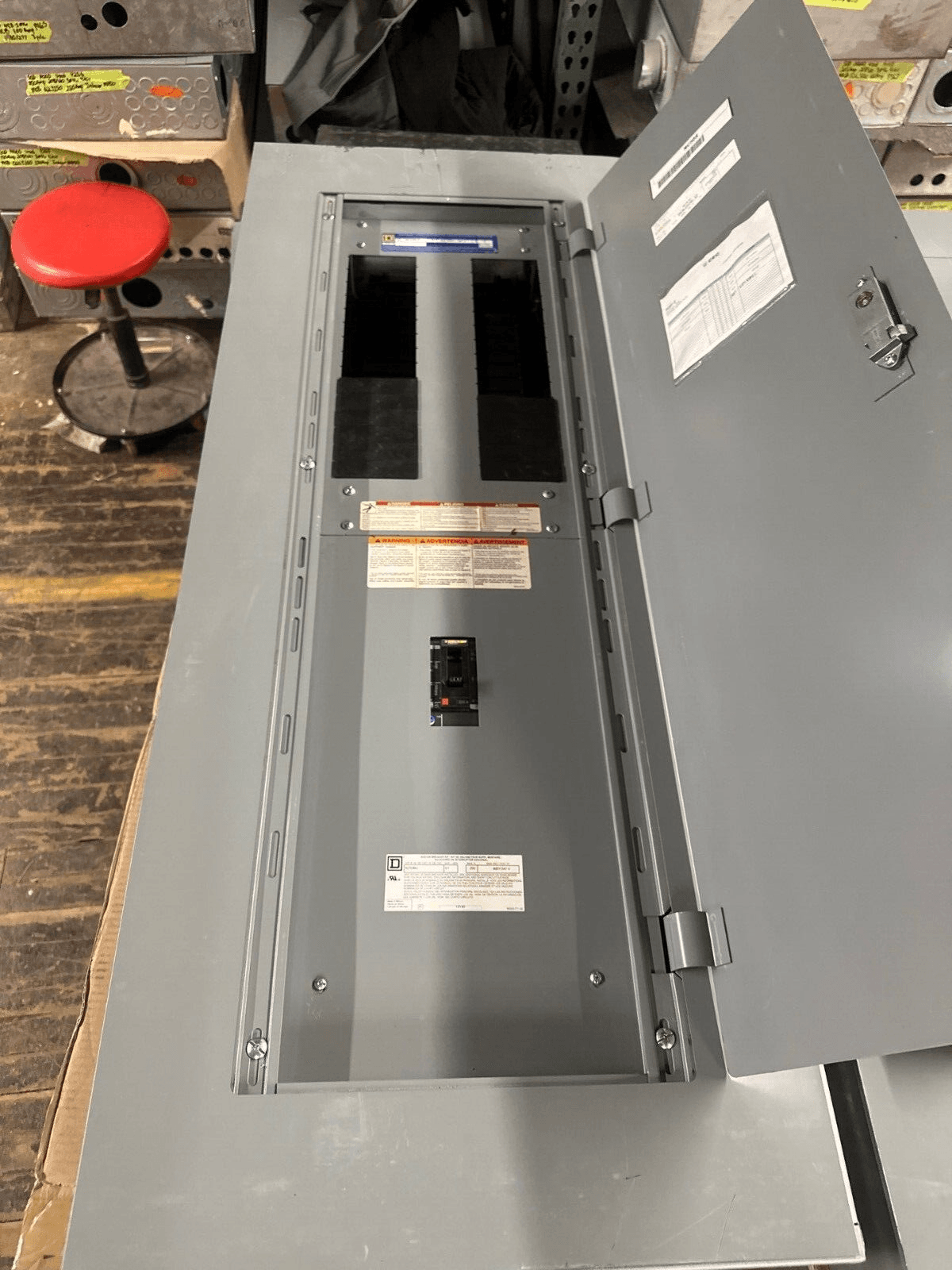 Square D NF NF430L2 Panelboard 225A 480V 600V 3PH 4W 225 Amp MCB P273 – image 1