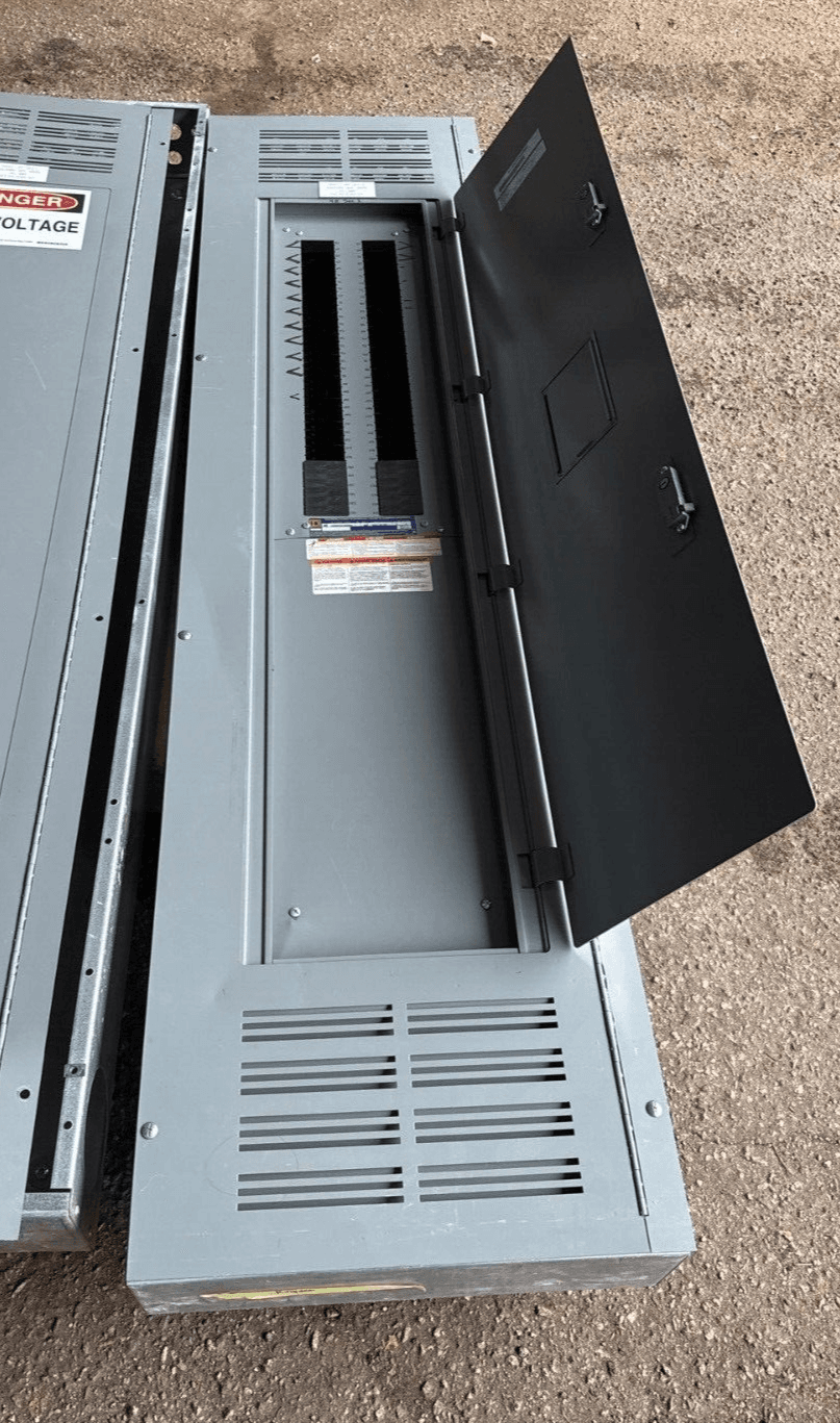 Square D NQ Panelboard 300A 208Y/120V 3PH 4W 72 Circuit Indoor Encl MLO P630 – image 1