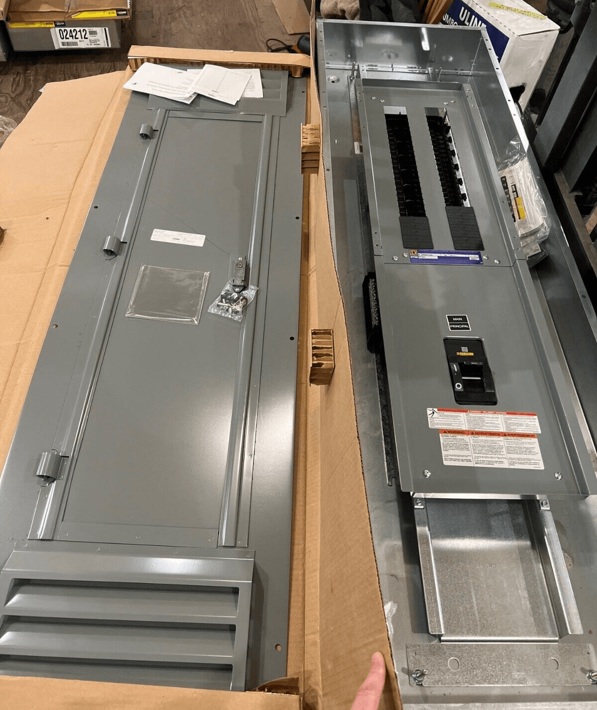 Sq D NQ Panelboard 400A 208Y/120V 3PH 4W 54 Cir LAP36400MB P671 – image 1