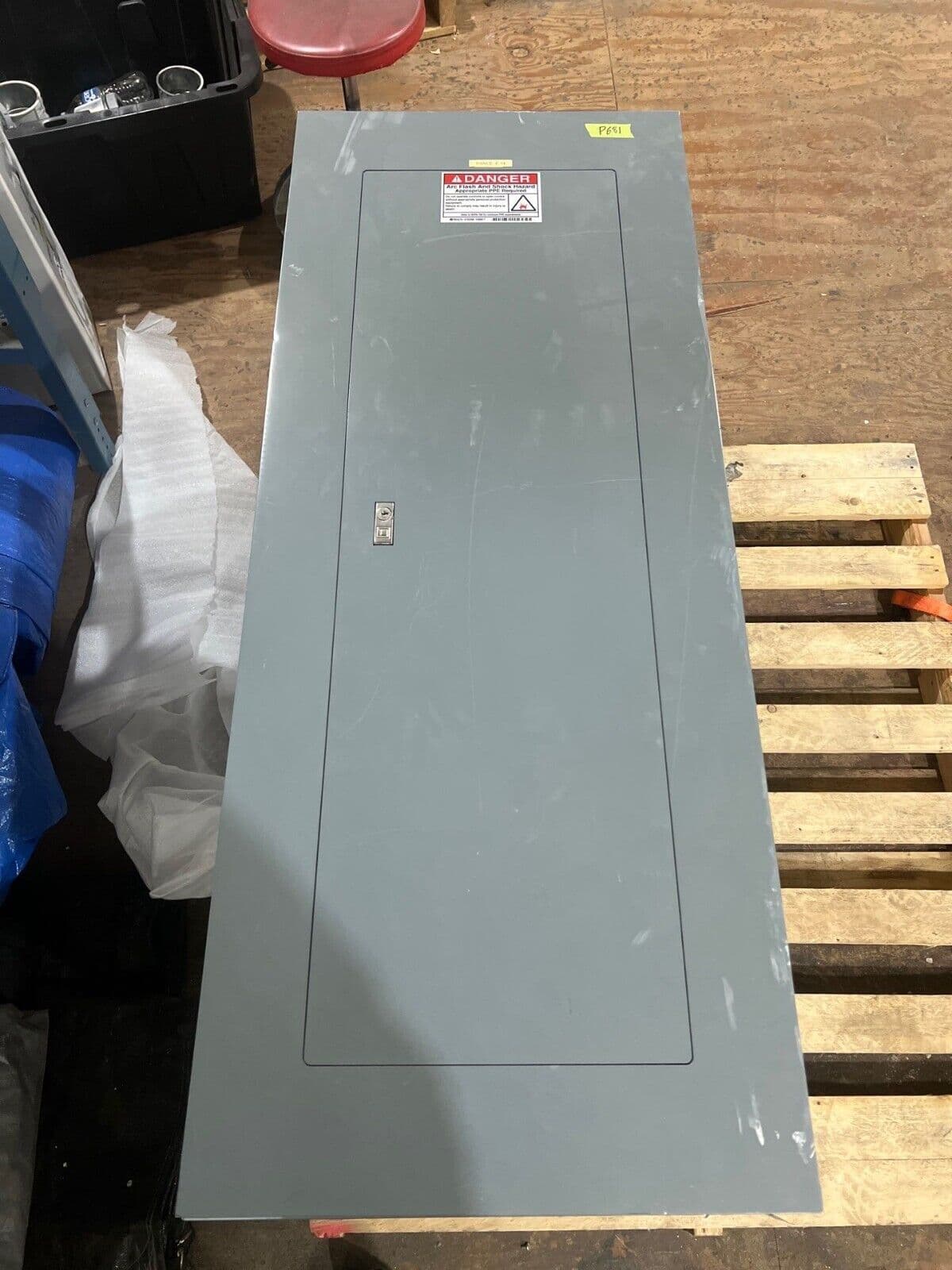 Square D NQ484L2 NQ Panelboard 225A 240V 3PH 4W 84 Circuit MLO P681 – image 1