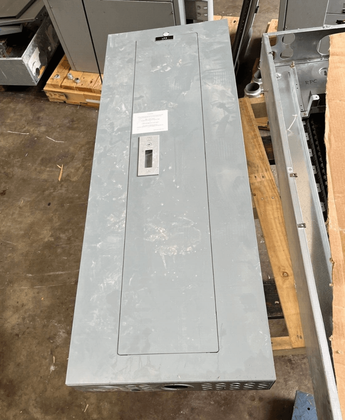 Square D NQOD Panelboard 225A 208/120V 3PH 4W Indoor Encl 42 Cir P571 – image 1