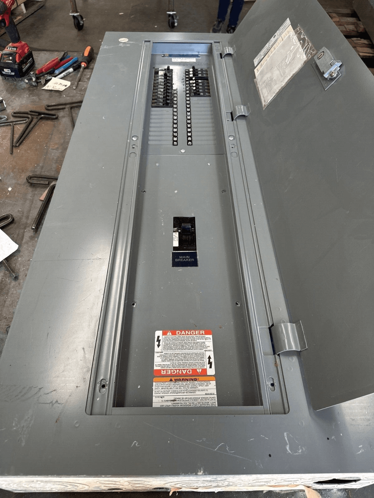 Square D NQOD442M225 Panelboard 225A 208/120V 3PH MCB Indoor Encl P383 – image 1