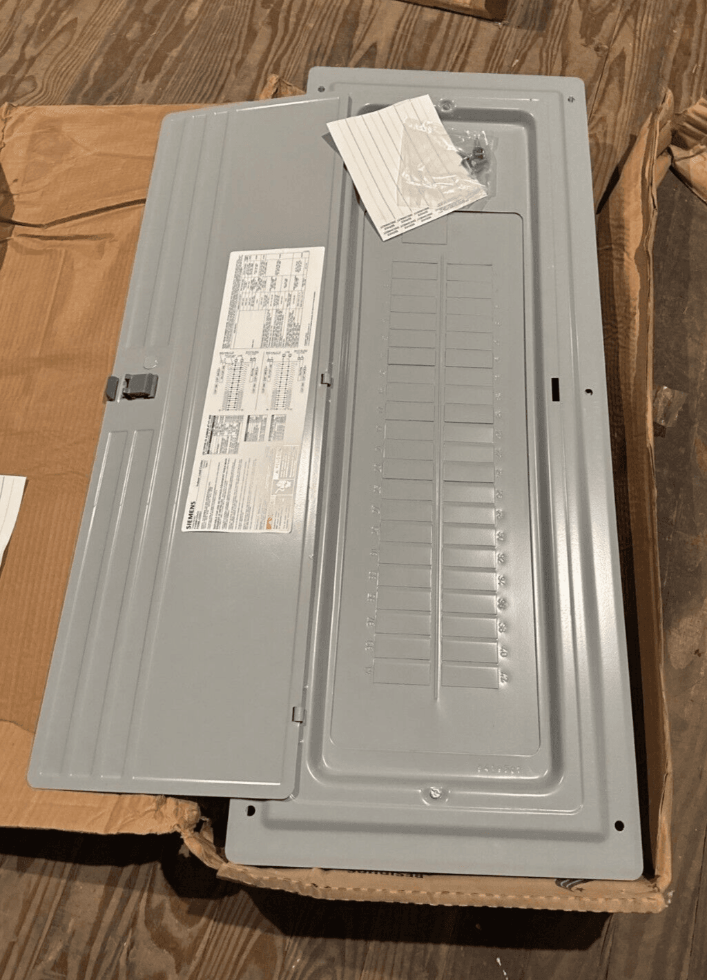 Siemens P4260L1225CU Main Lug Load Center 225A 120/240V 1PH P660-NS – image 1