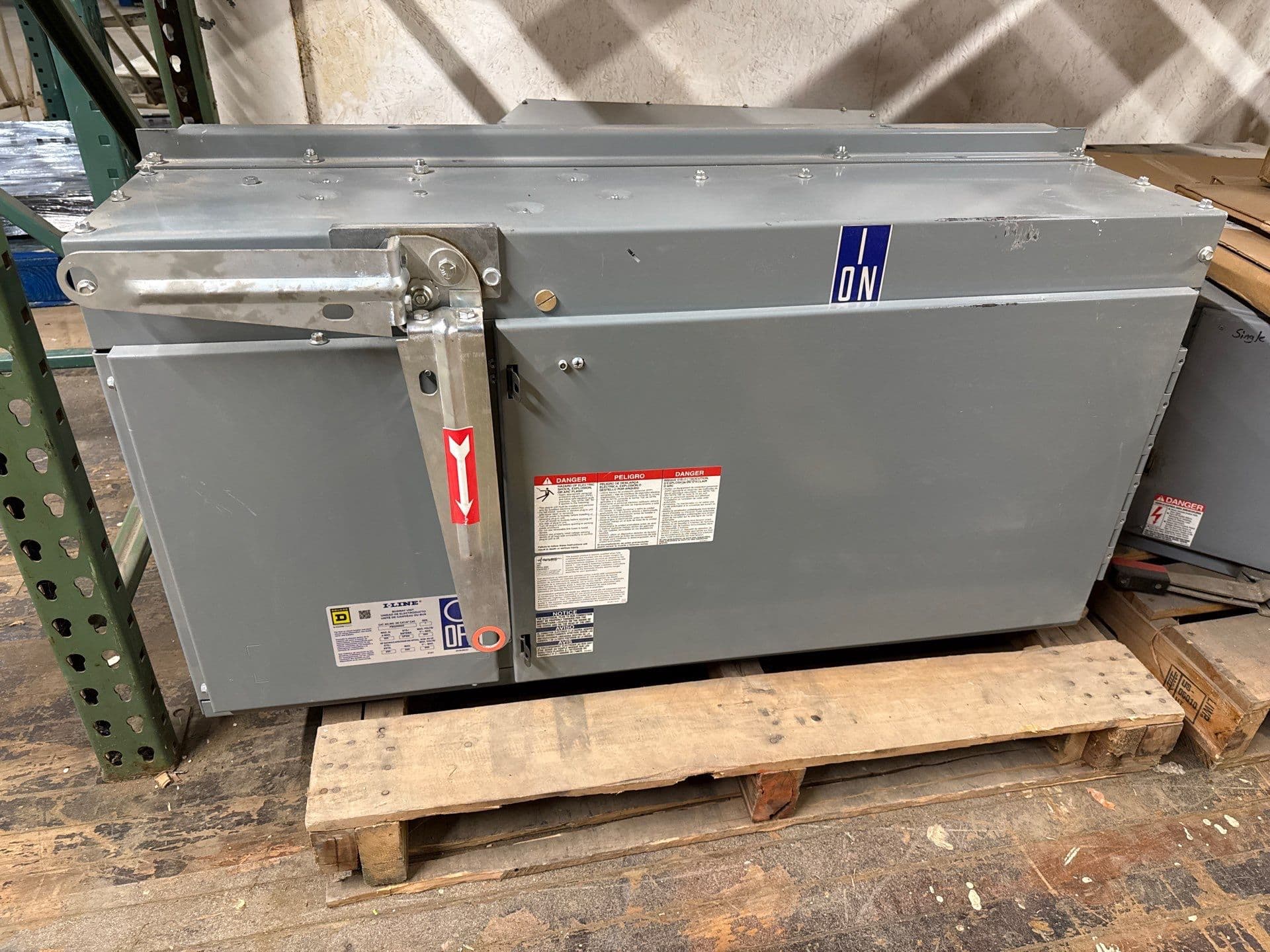 Square D PBQ3660G Bus Plug 600A 3W 600V I-Line Busway Switch 600 Amp 3 Pole – image 1