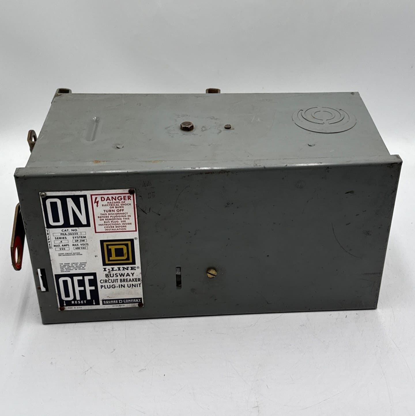 Square D PKA36255 Bus Plug 225A 3PH 3W 600V I-Line Bus way Switch 225 Amp