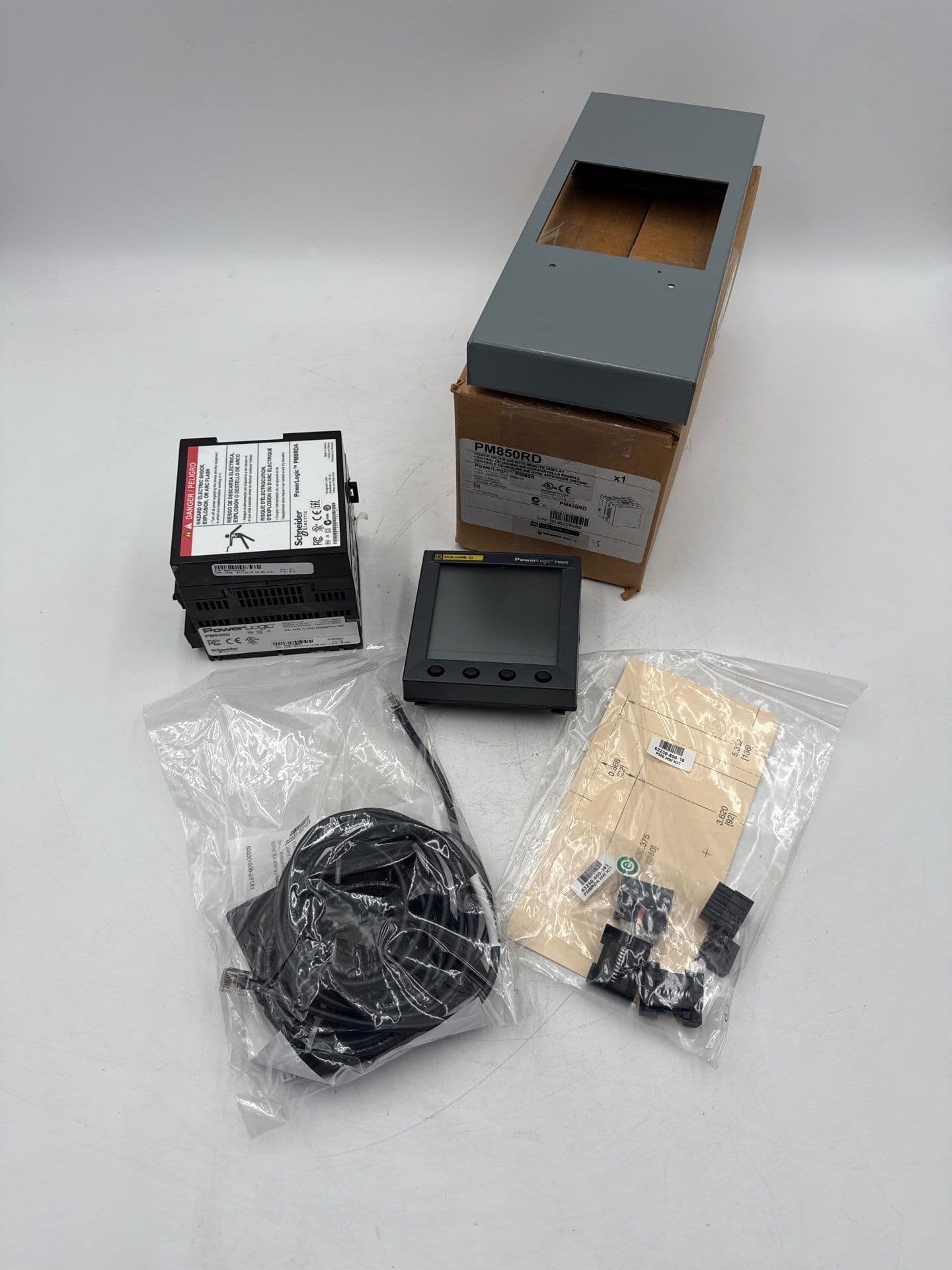 Square D PM850RD PowerLogic PM850U Meter and PM8RDA Remote Display Adapter – image 1