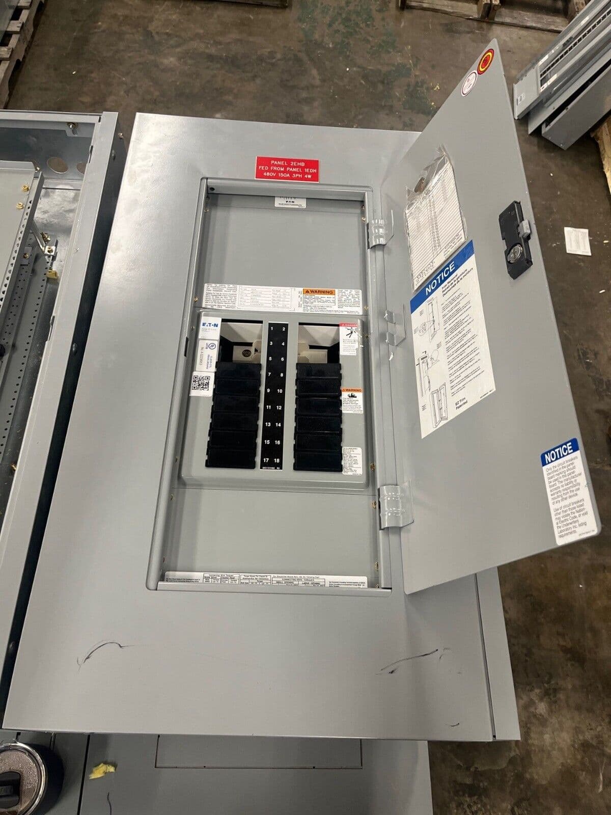 Eaton PRL2A Panelboard 125A 480/277V 3PH 4W Indoor Encl MLO 18 Circuit P598 – image 1