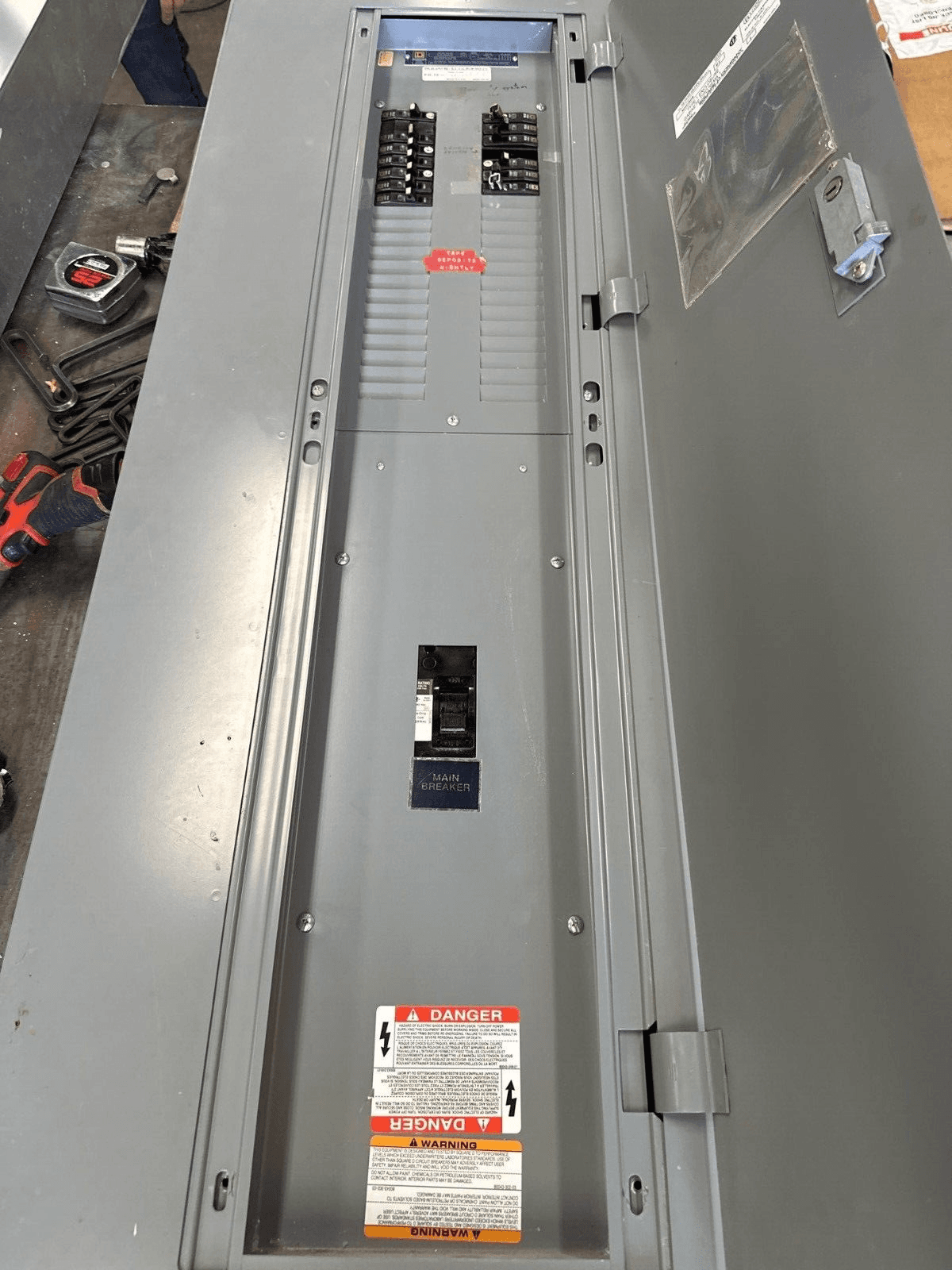 Square D NQOD442M225 NQOD Panelboard 225A 208Y/120V 3PH MCB Indoor Encl P359 – image 1