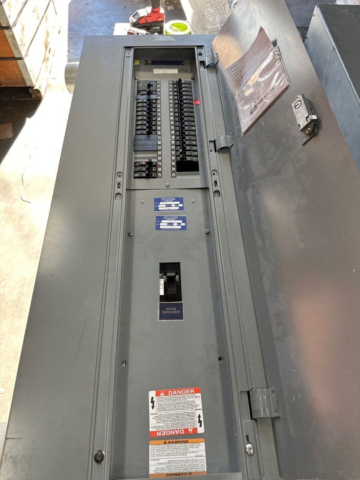 Square D NQOD442M225 NQOD Panelboard 225A 208Y/120V 3PH MCB Indoor Encl P367 – image 1