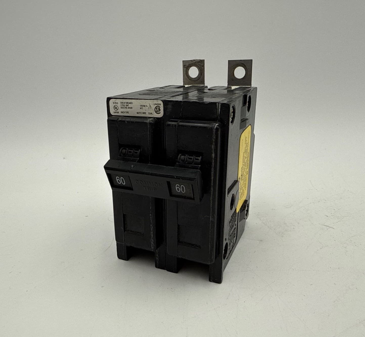 Eaton QBHW2060 Circuit Breaker 60A 2P 120/240V QBHW 22kA 60 Amp 2 Pole Bolt On – image 1