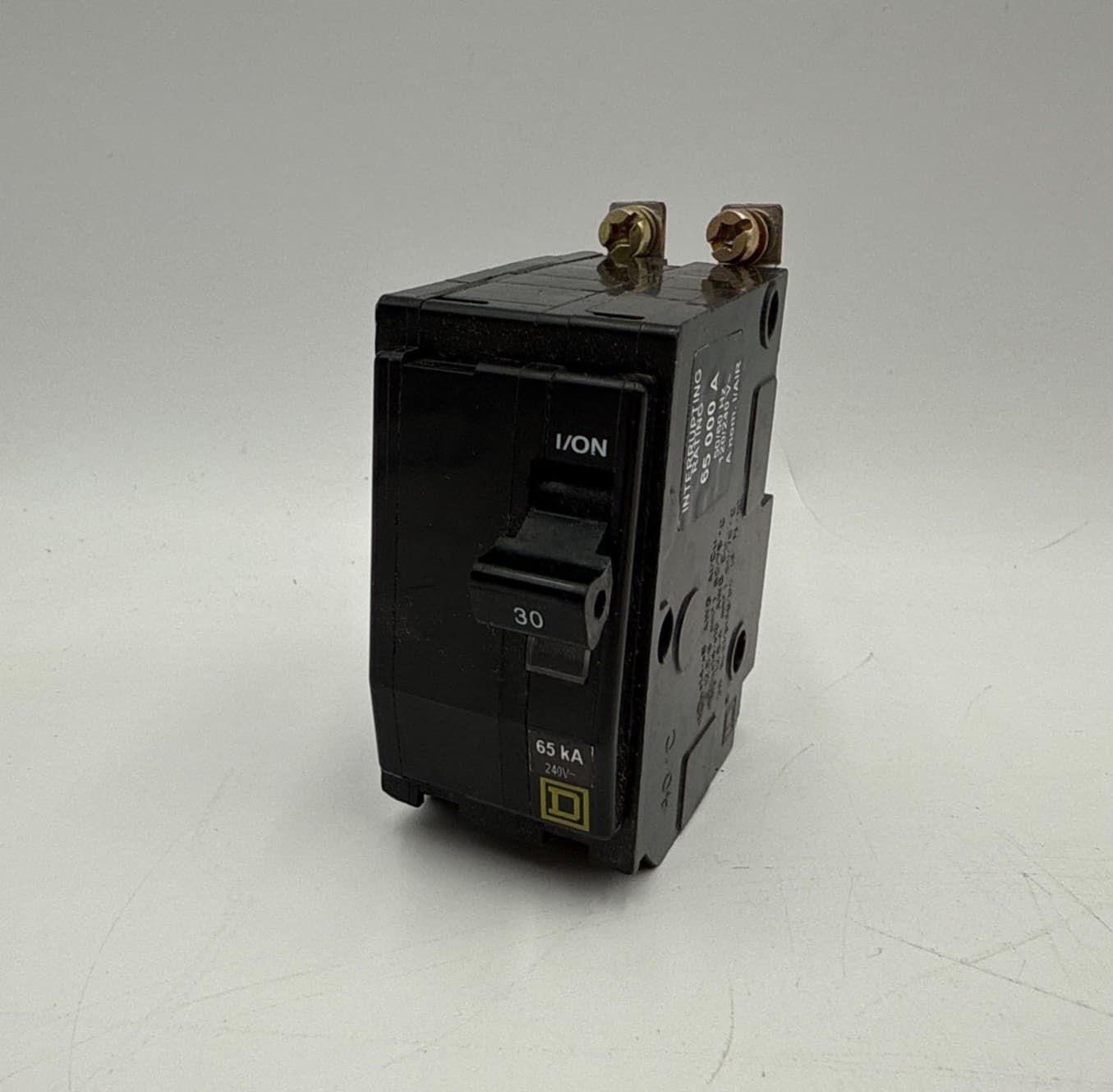 Square D QHB230 – image 1