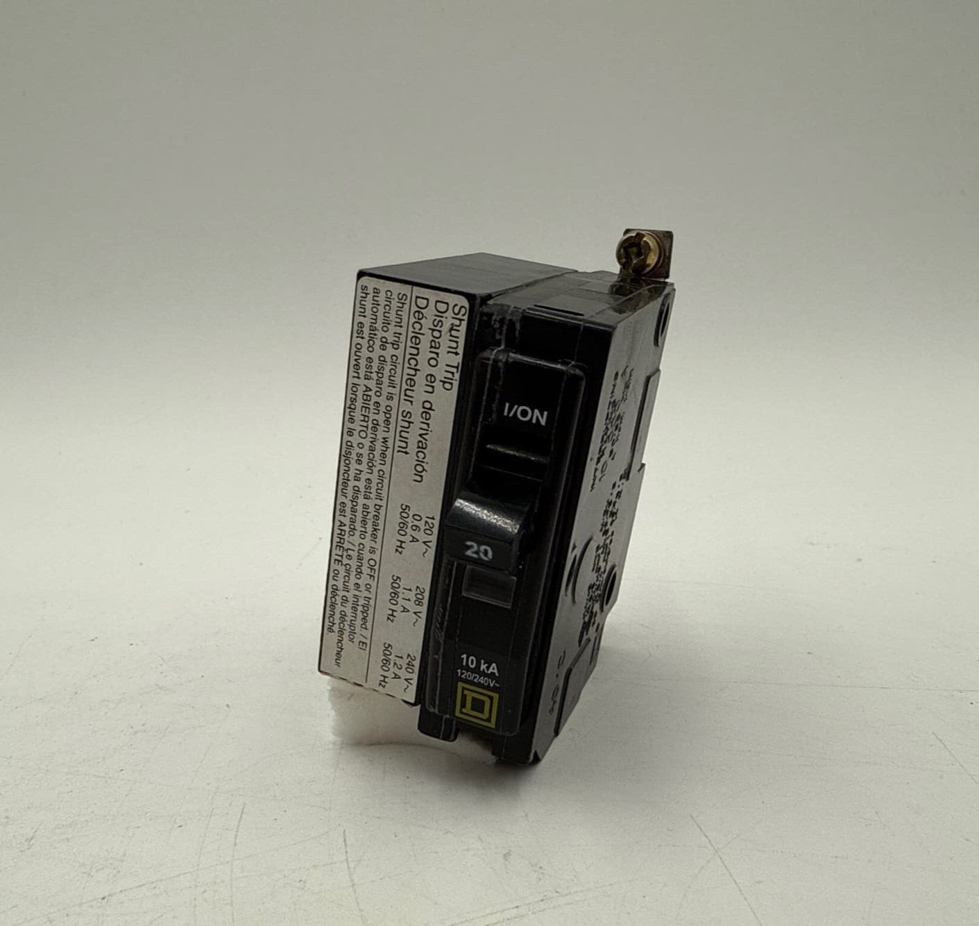Square D QOB1201021 Circuit Breaker 20A 1P 120/240V QOB 20 Amp Shunt Trip – image 1