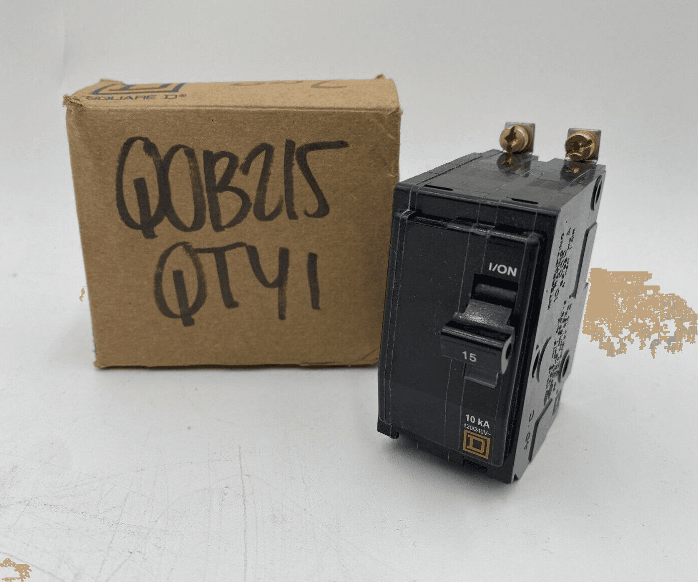 Square D QOB215 – image 1