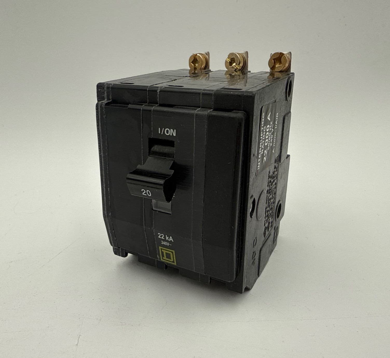 Square D QOB320VH Circuit Breaker 20A 3P 240V 22kA QOB 20 Amp 3 Pole – image 1