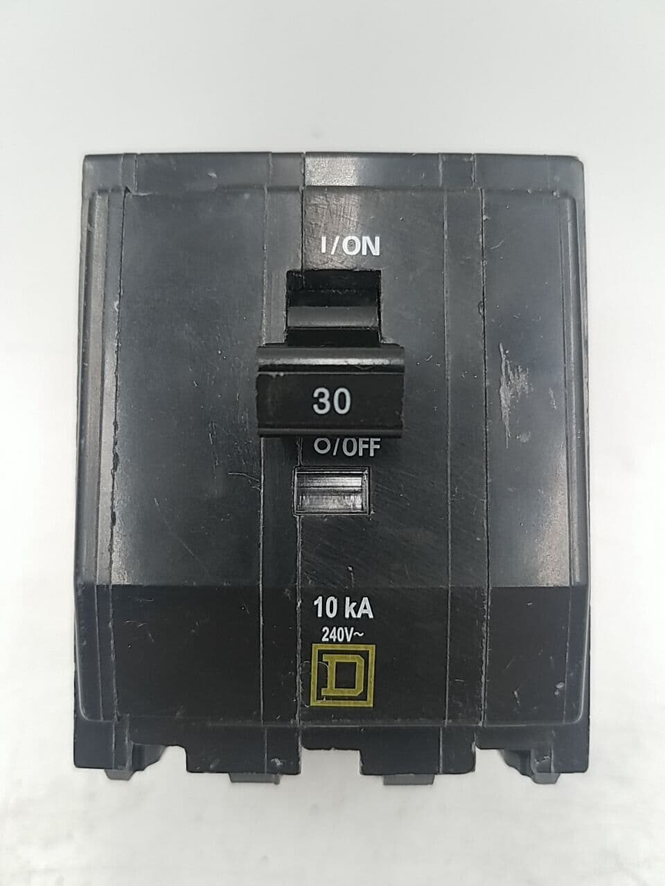 Square D QOB330 – image 1