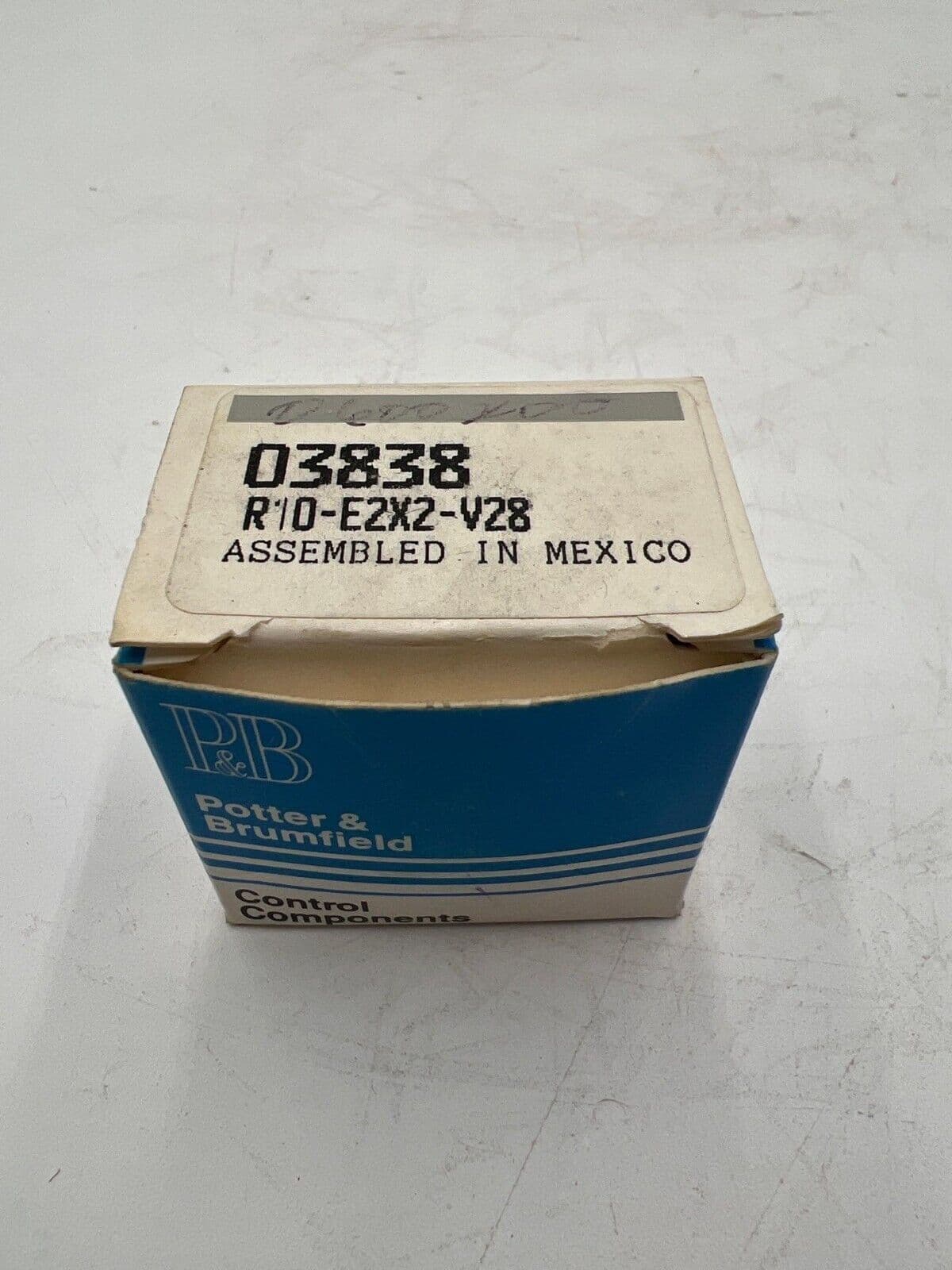 PB R10-E2X2-V28 – image 1