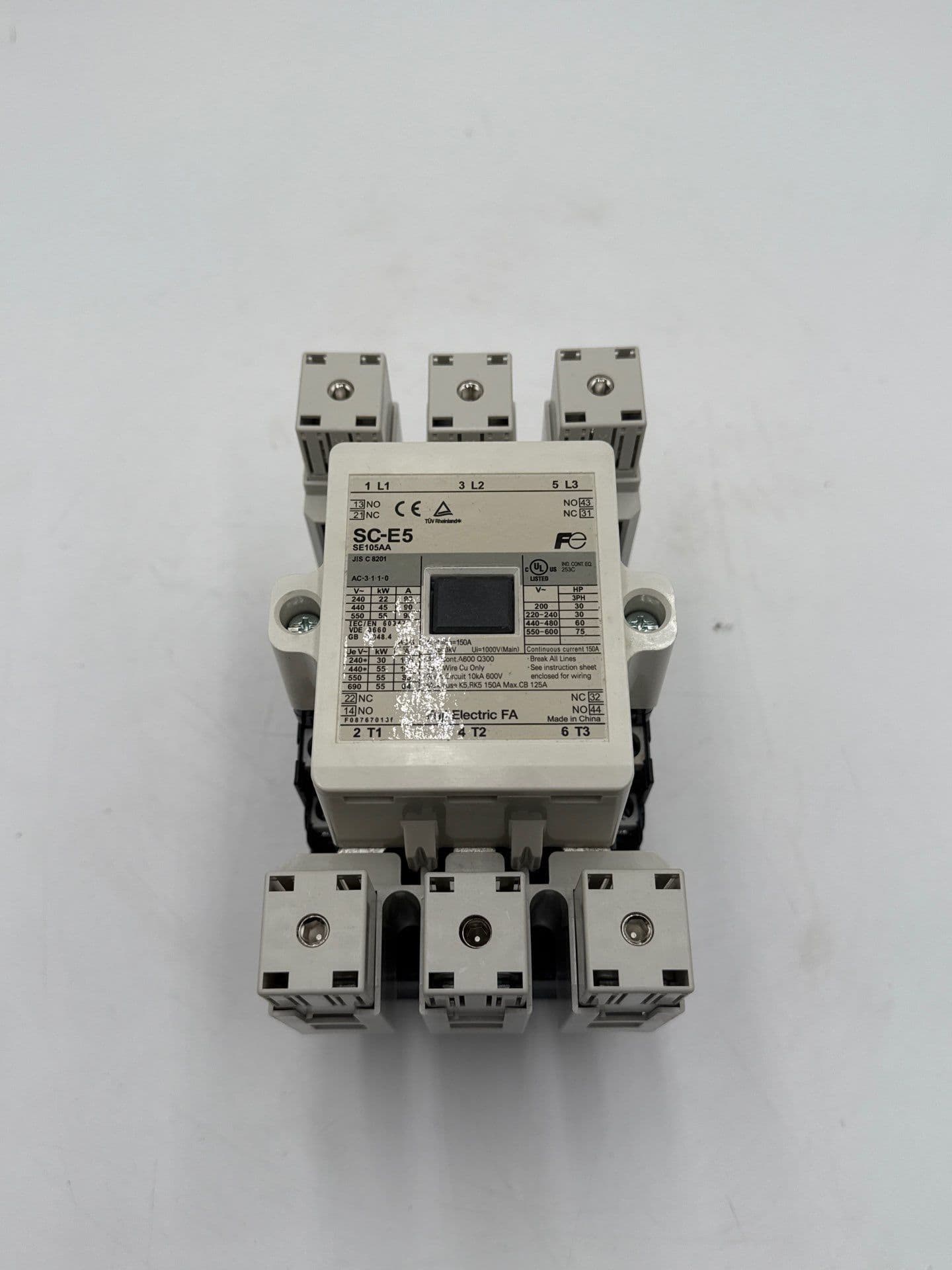 Fuji SC-E5 Contactor 105A 3P 600V Coil 460-575V 2NO 2NC – image 1