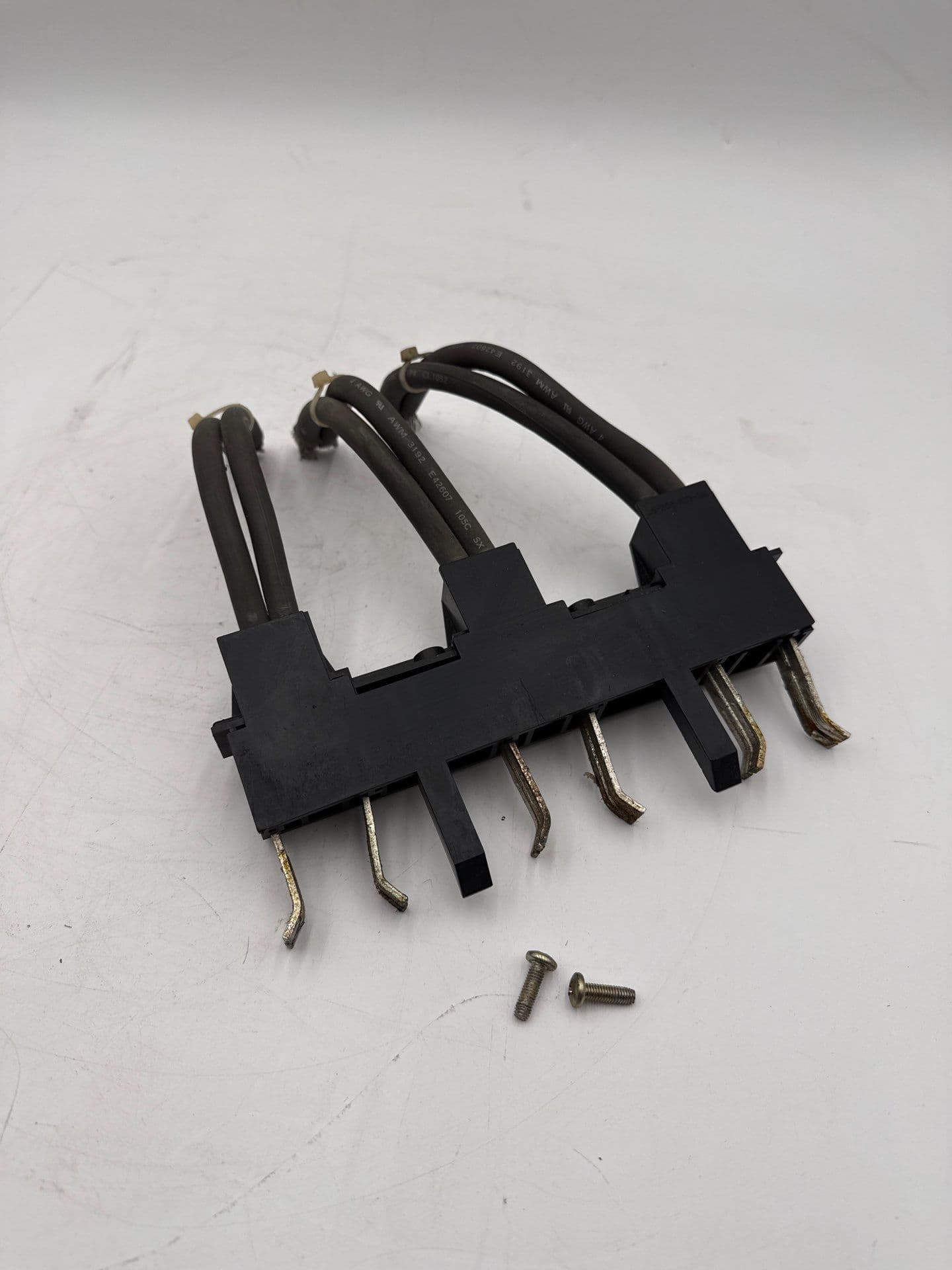 Siemens 25-306-463-004 Model 95 MCC Bucket Stabs 4 AWG 25-205-833-015