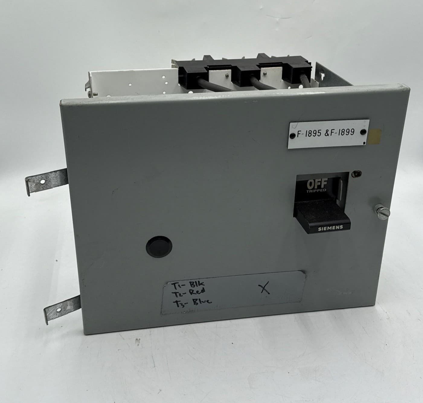 Siemens Model 90 12" 30A Feeder MCC Bucket HED43B030 Breaker 30 Amp – image 1