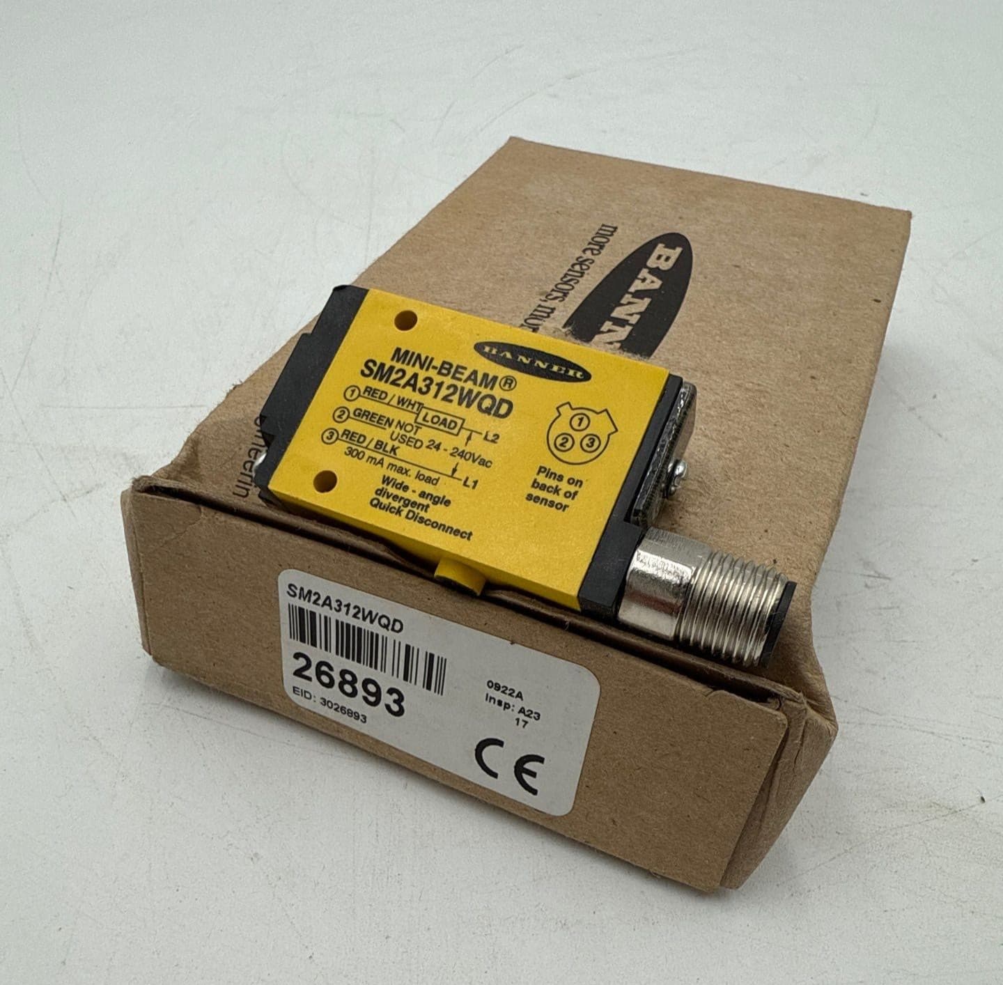 Banner 26893 SM2A312WQD Mini-Beam Diffused Proximity Sensor 3 Pin – image 1