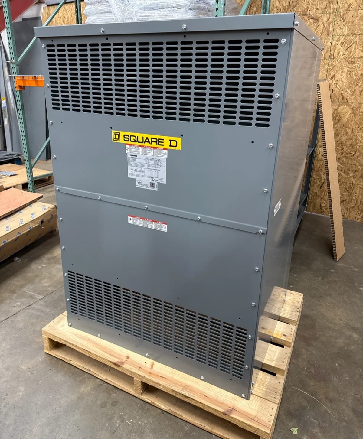 150 KVA Square D EX150T3HCUNLP Transformer Pri 480V Sec 208/120V 3PH Indoor Encl – image 1