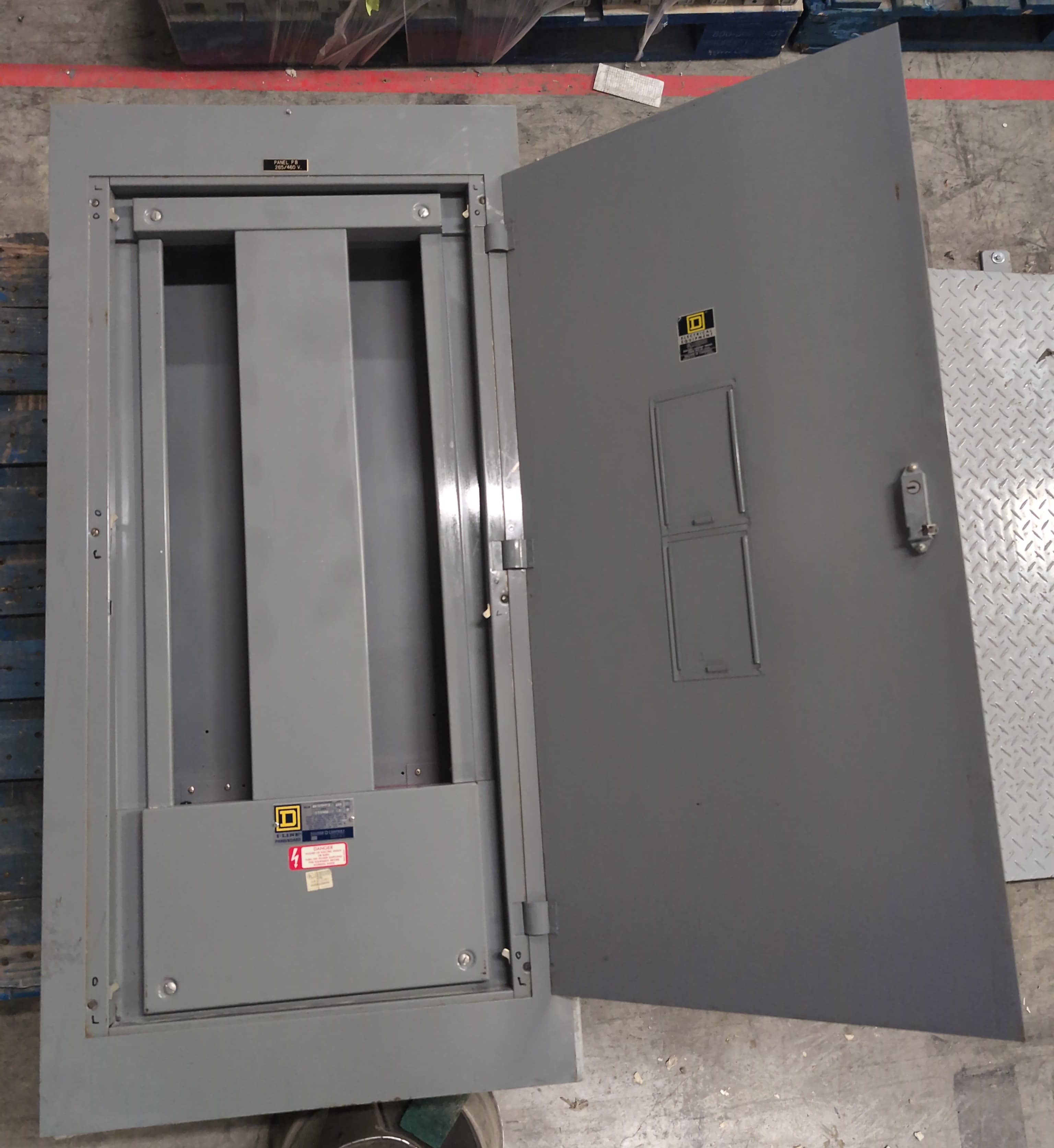 Square D HCN I-Line Panelboard 400A 277/480V 3PH 42 Cir MLO Panel 400 Amp SP203 – image 1