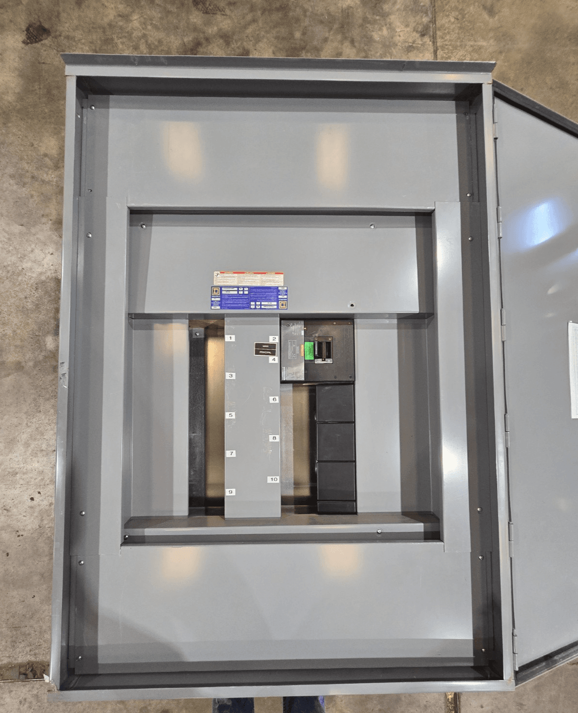 Square D HCP I-Line Panelboard 400A 480V 3PH 3W MCB Main LI36400 3R Encl 30 Cir – image 1