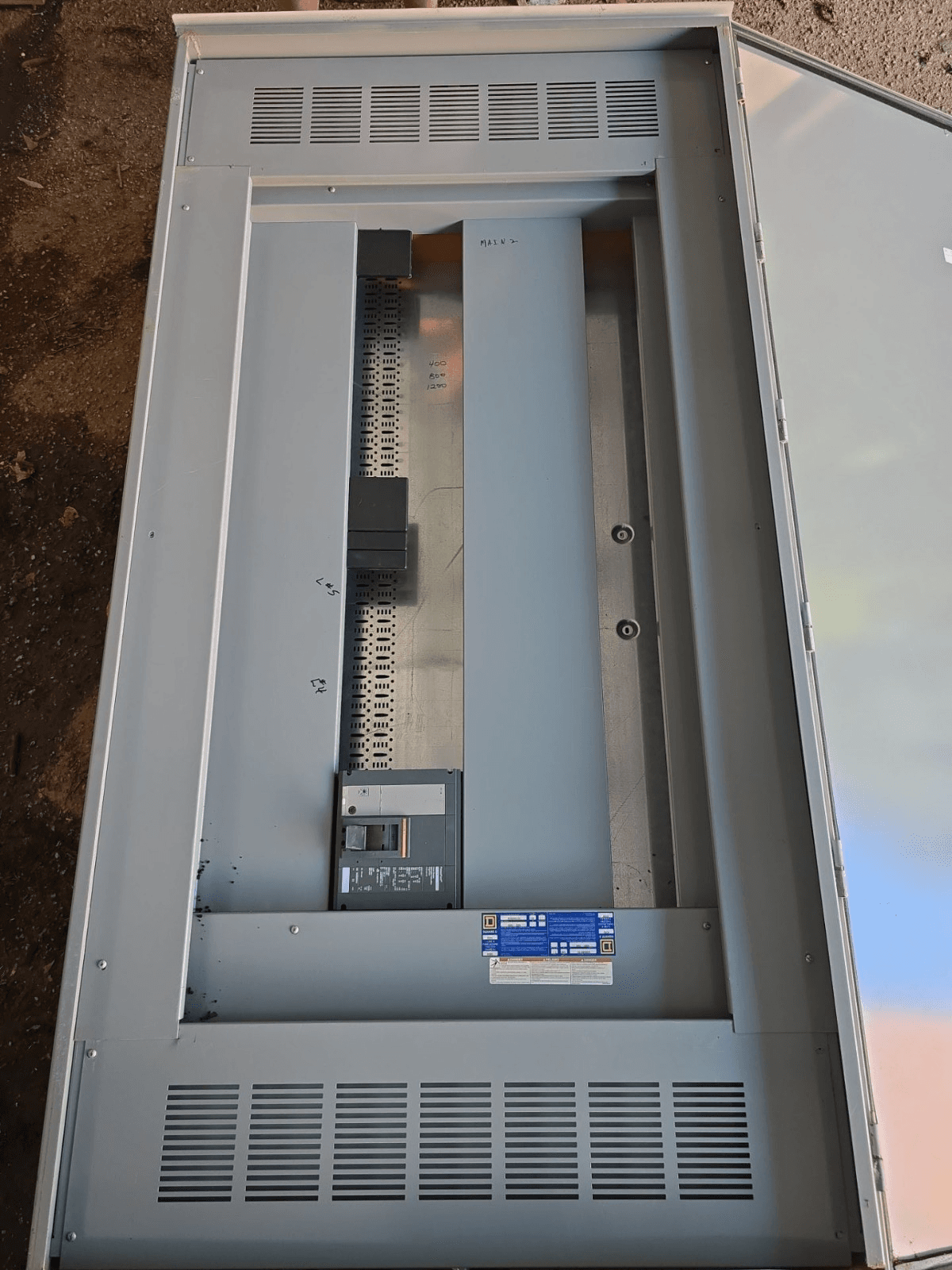 Square D HCRU I-Line Panelboard 1200A 600V PGA36120 MCB Panel 1200 Amp 3R Encl – image 1