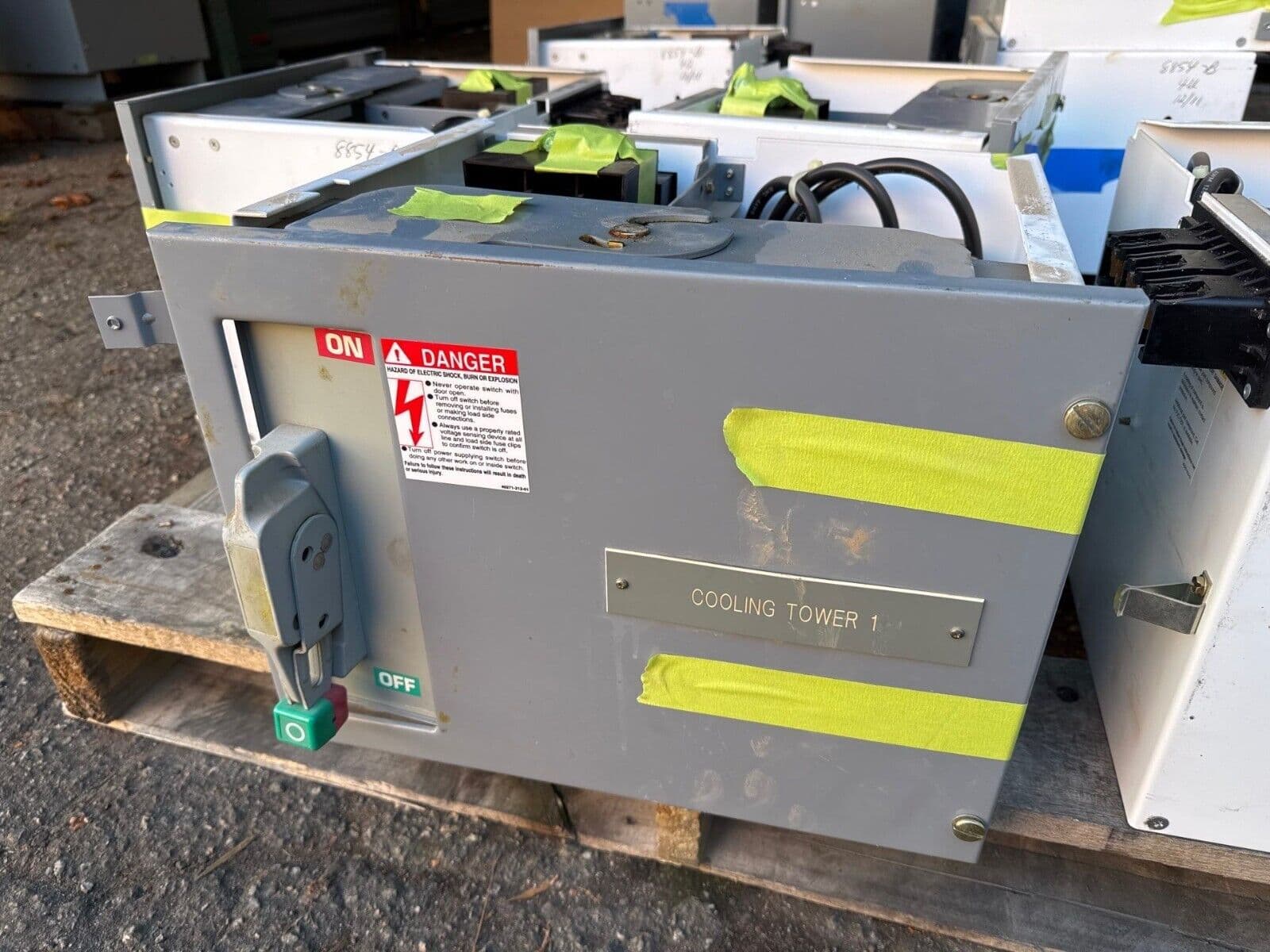 Square D Model 6 12" MCC Motor Control Center Bucket 60A 480V 3PH F 60 Amp Used – image 1