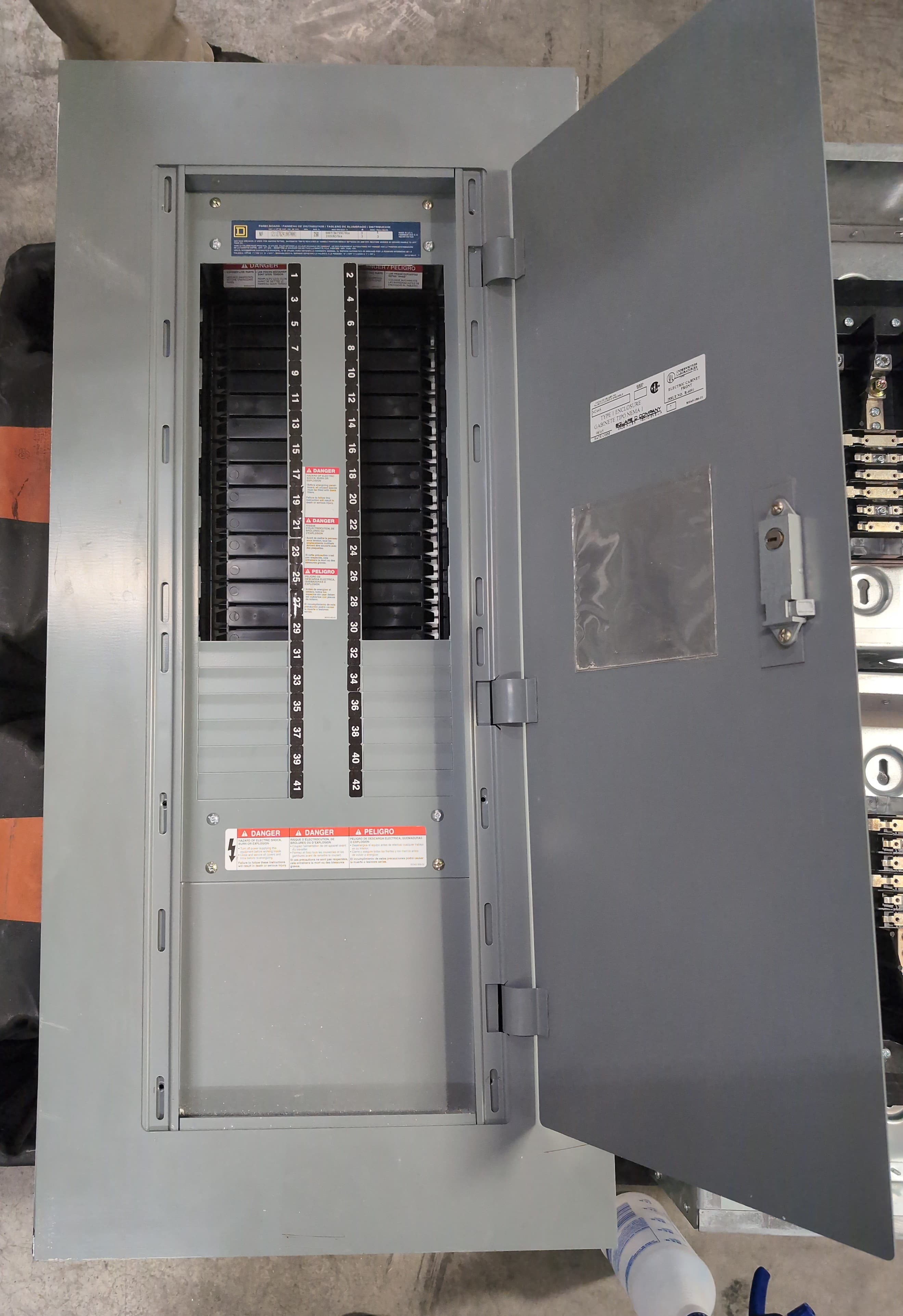 Square D NF Panelboard 250A 600V 480V 3PH 4W 42 Cir MLO Panel 250 Amp MH44BE – image 1