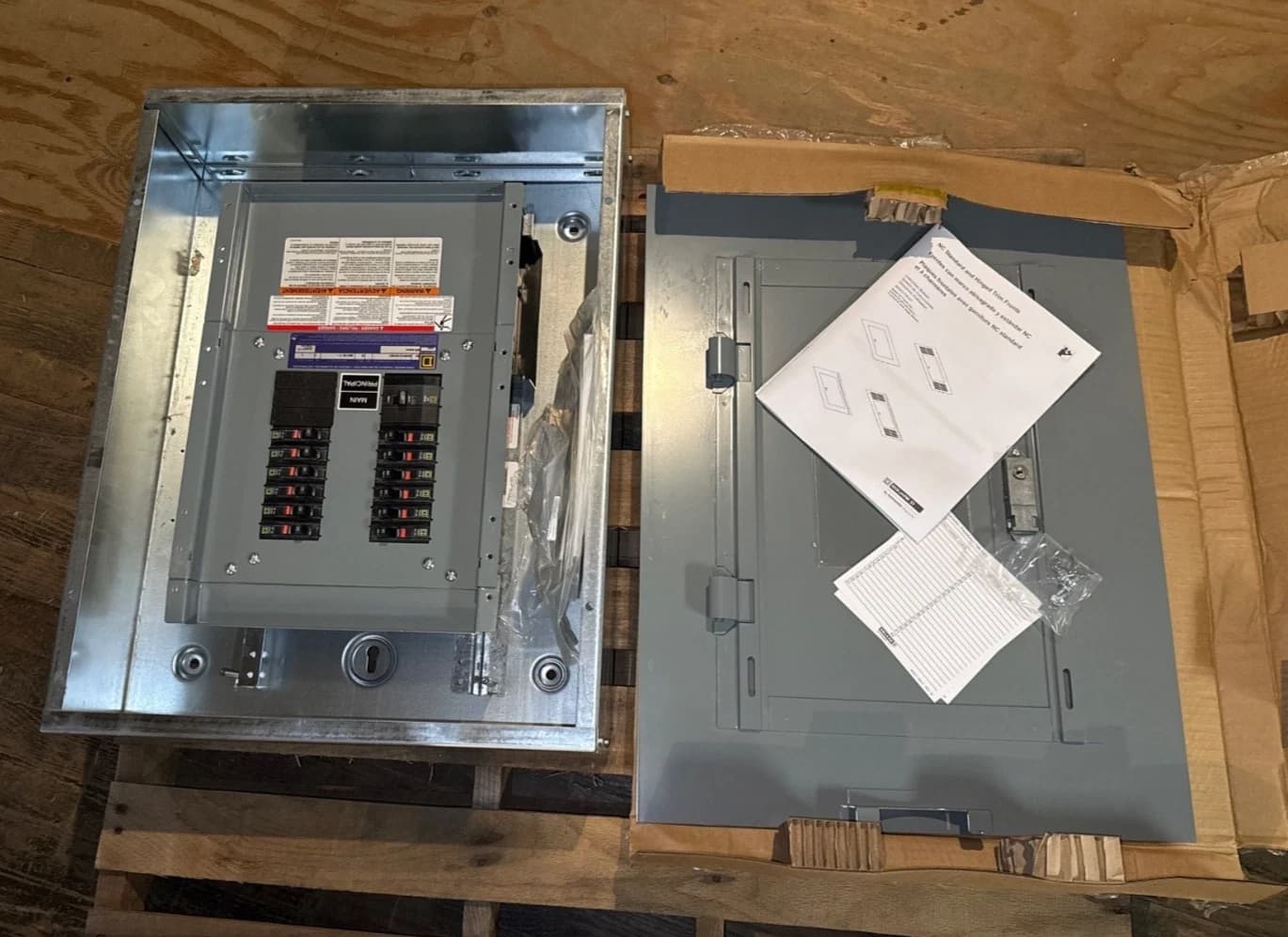 Square D NQ Panelboard 50A 208/120V 3PH 4W MCB Main Breaker Panel QOB350 50 Amp – image 1
