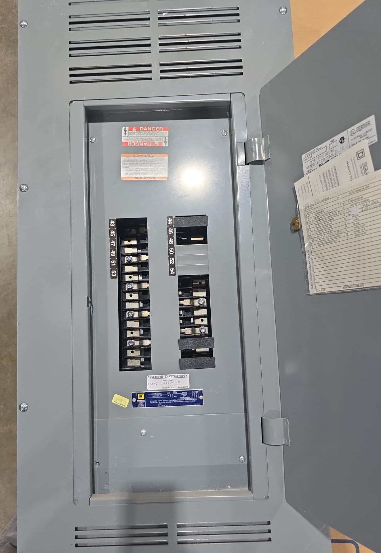 Square D NQOD430L400 Panelboard 400 Amp 208/120V 3PH 4W 30 Cir MLO Panel 400A – image 1