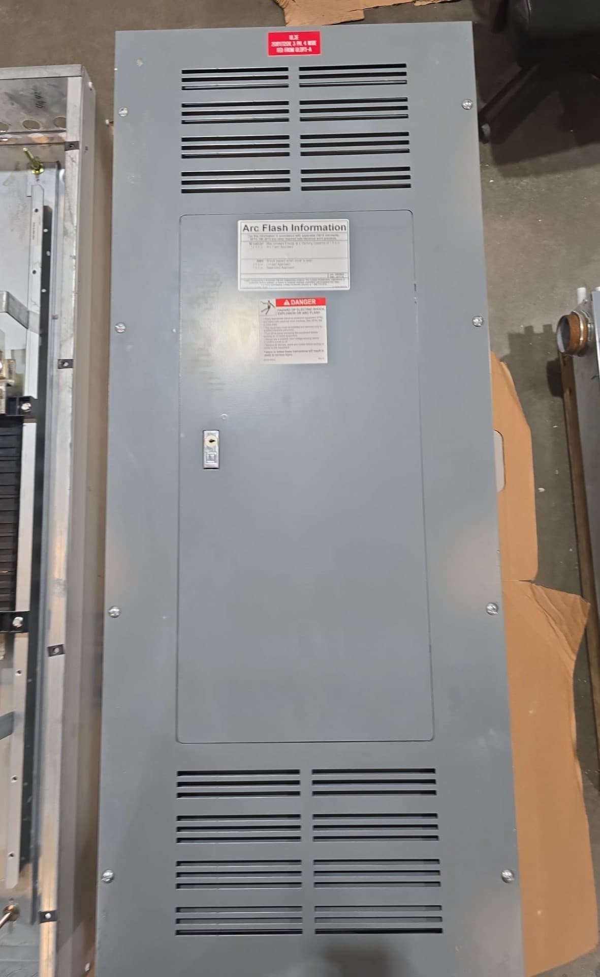 Square D NQOD430L400 Panelboard 400 Amp 208/120V 30 Cir 3PH 4W MLO Panel 400A – image 1