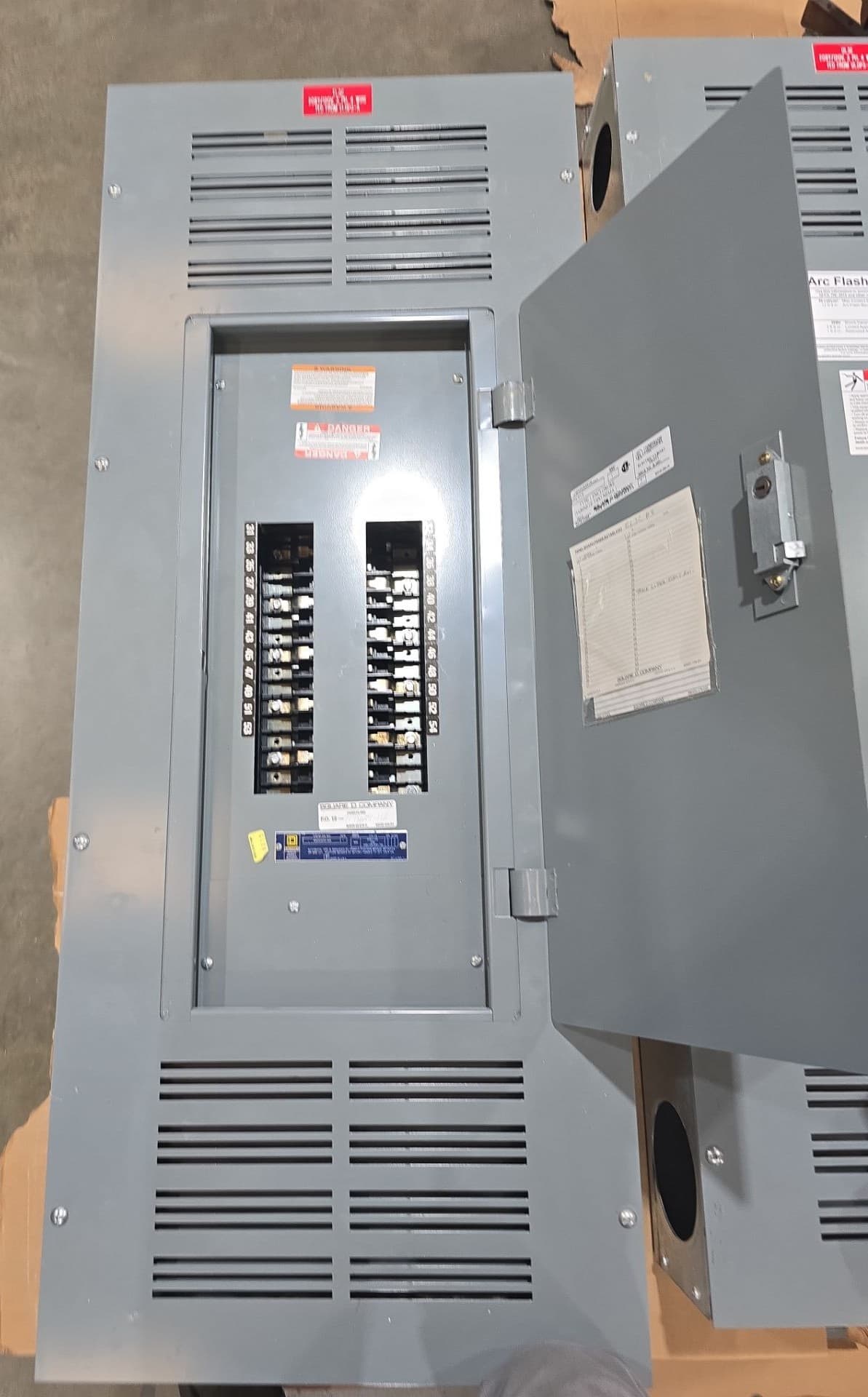 Square D NQOD430L400 Panelboard 400 Amp 208/120V 30 Cir 3PH MLO Panel 400A 3PH – image 1